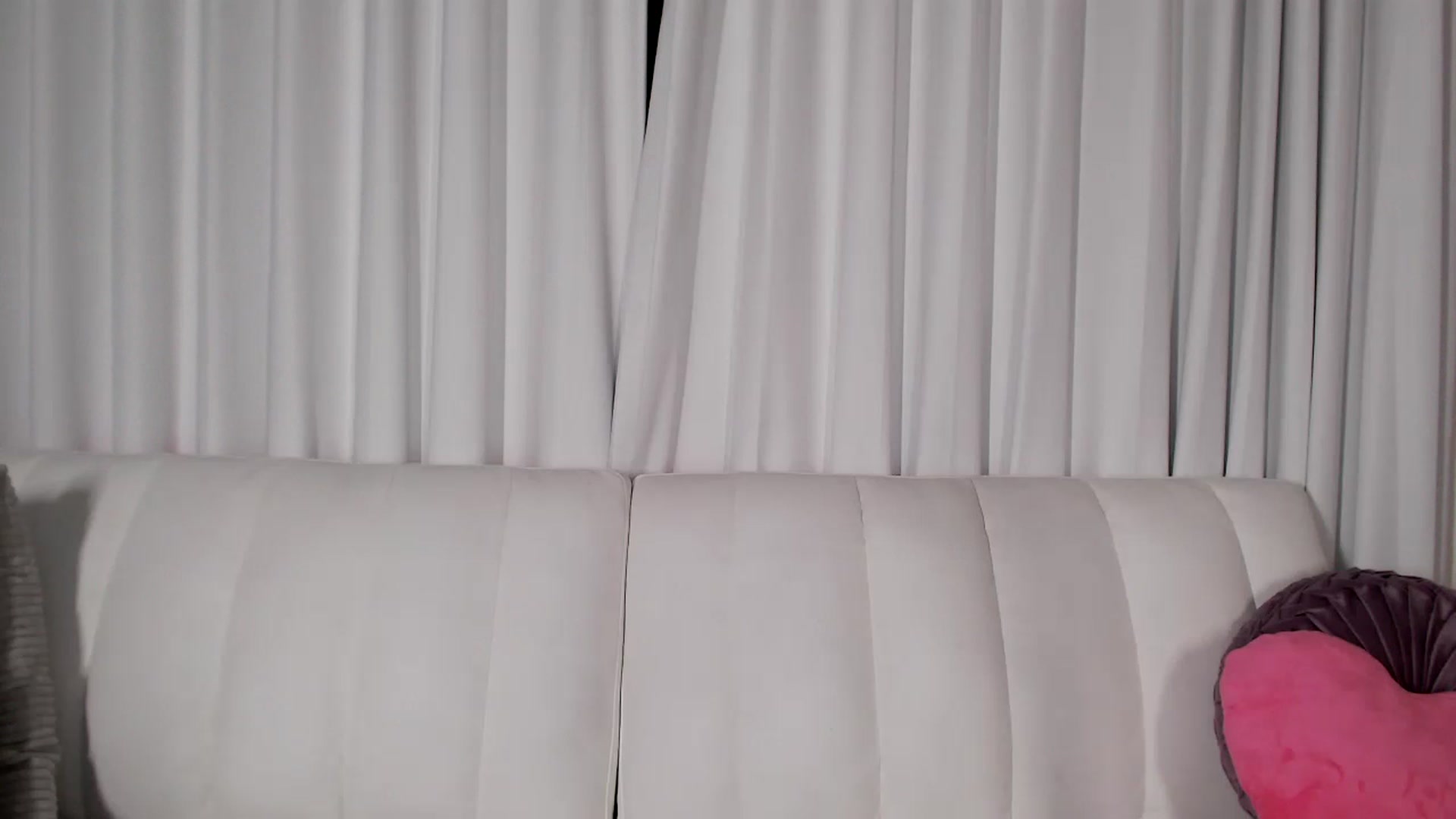 Gallery image thumbnail from AryaBella's myfreecams stream on, 12/21/2022, 06:11 image 3 of 20