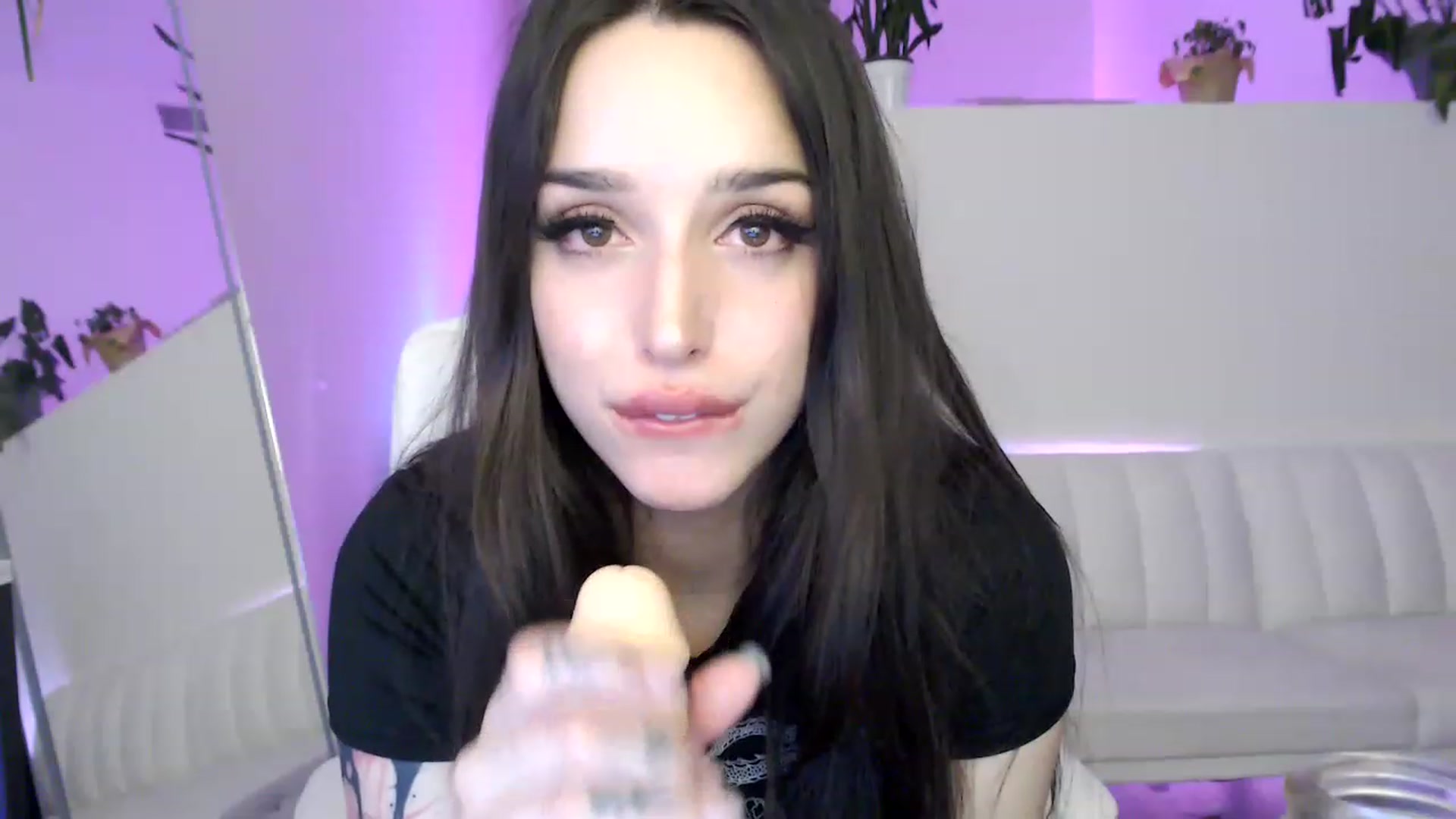 Gallery image thumbnail from AryaBella's myfreecams stream on, 03/17/2023, 06:36 image 19 of 20