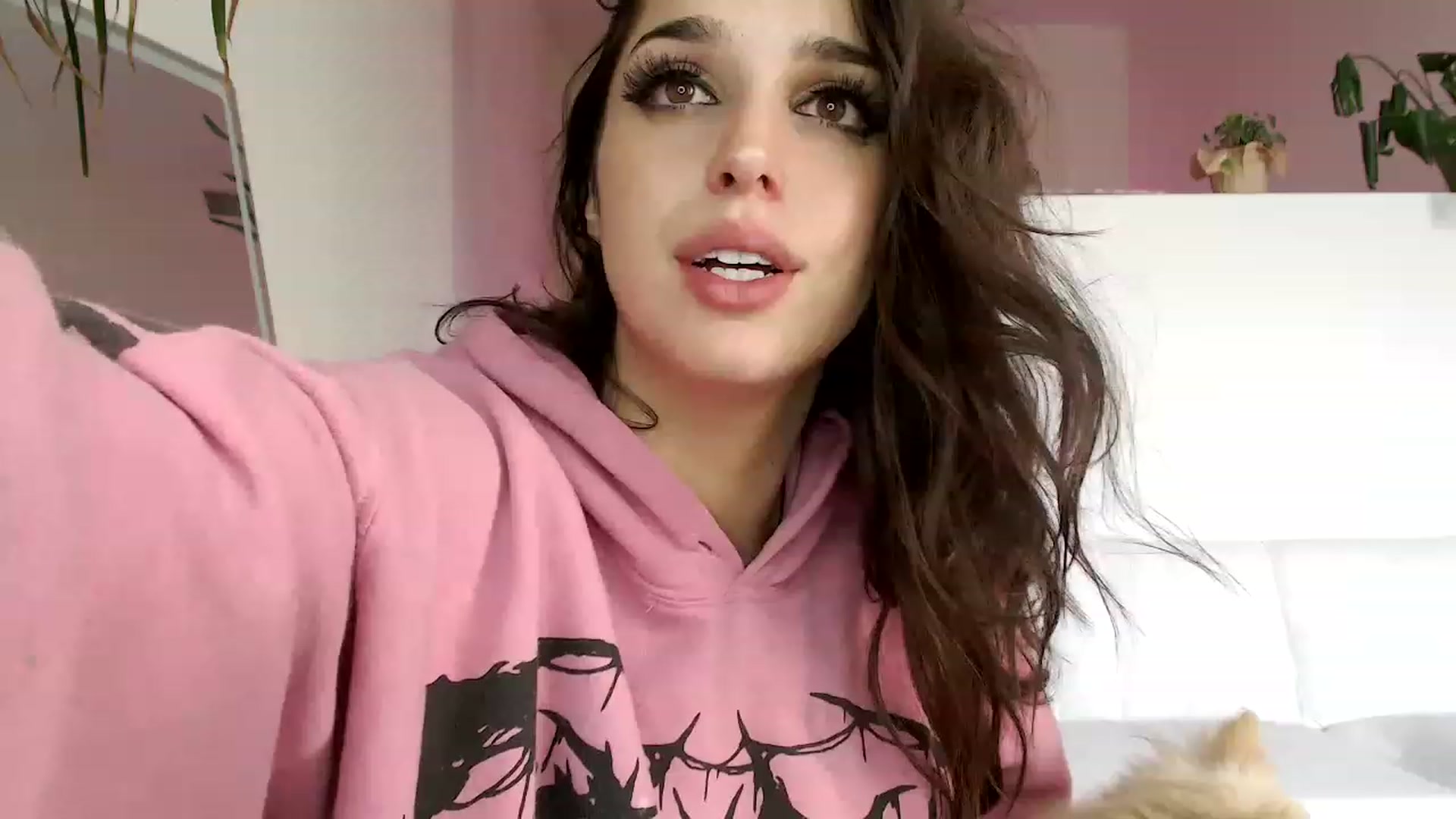 Gallery image thumbnail from AryaBella's myfreecams stream on, 03/18/2023, 02:18 image 1 of 20