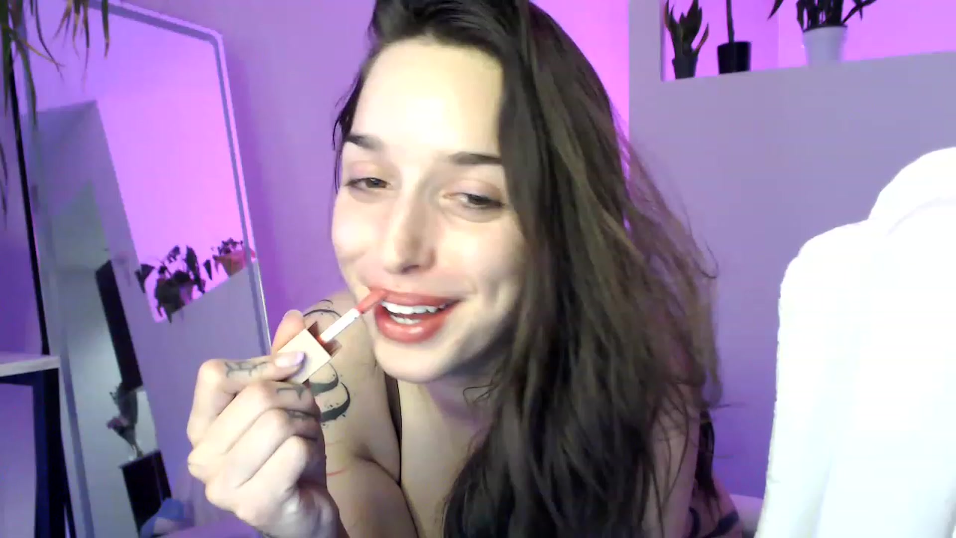 Gallery image thumbnail from AryaBella's myfreecams stream on, 03/27/2023, 05:28 image 1 of 20