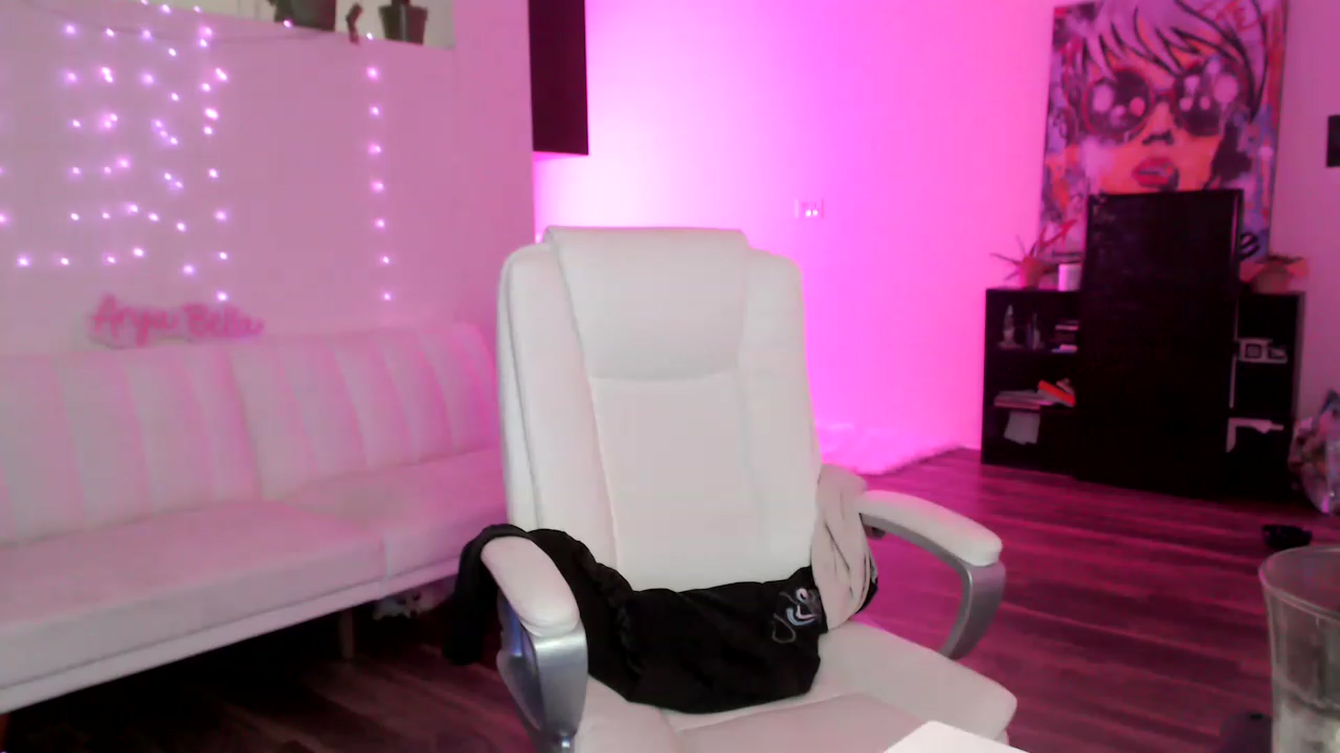 Gallery image thumbnail from AryaBella's myfreecams stream on, 05/31/2023, 07:43 image 19 of 20
