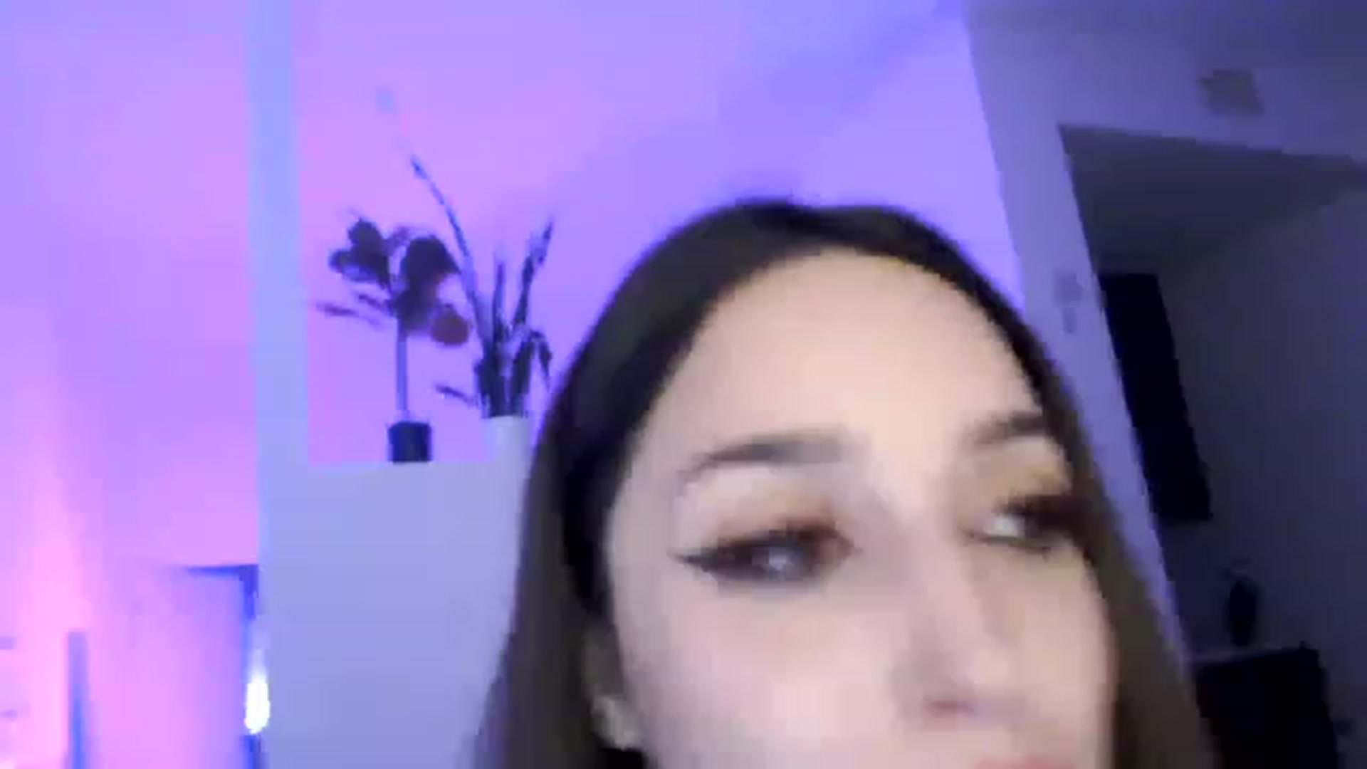 Gallery image thumbnail from AryaBella's myfreecams stream on, 06/28/2023, 07:30 image 9 of 20
