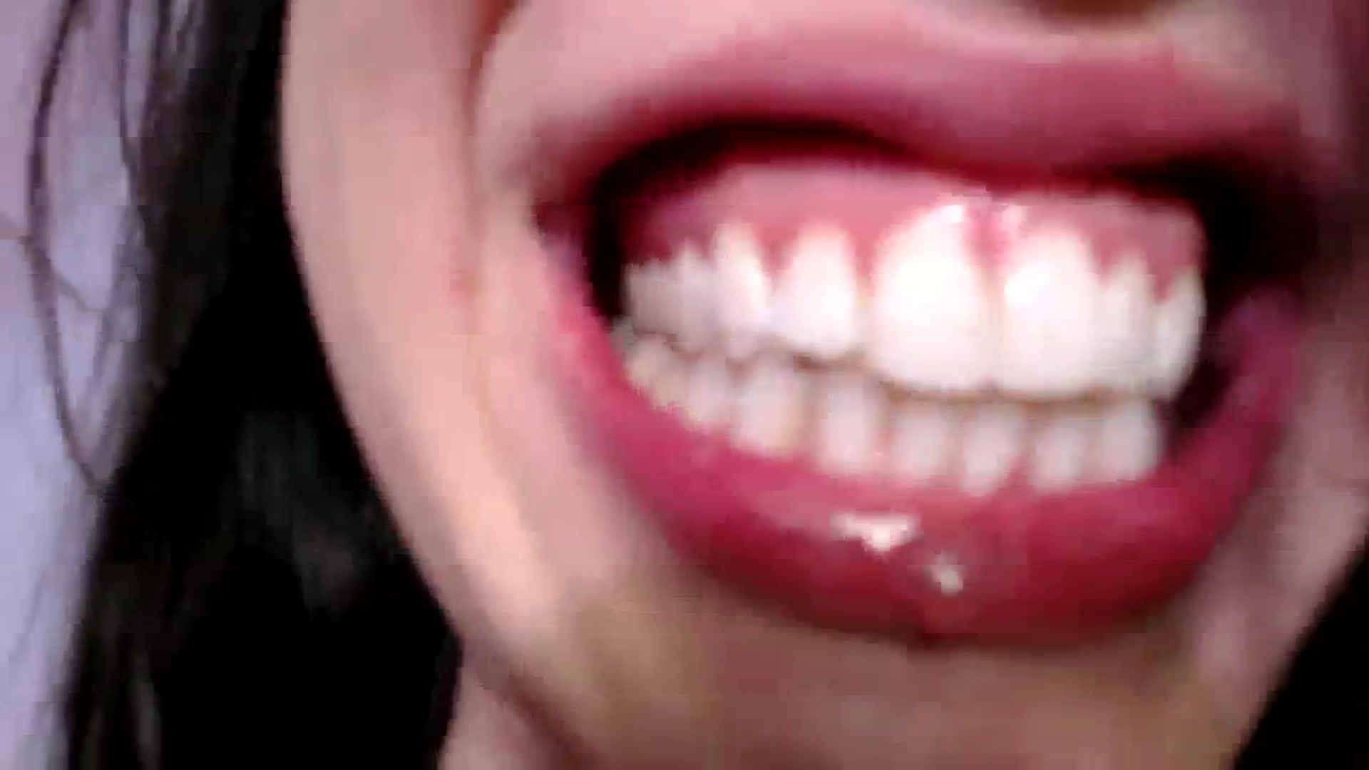 Gallery image thumbnail from AryaBella's myfreecams stream on, 12/19/2023, 10:32 image 18 of 20