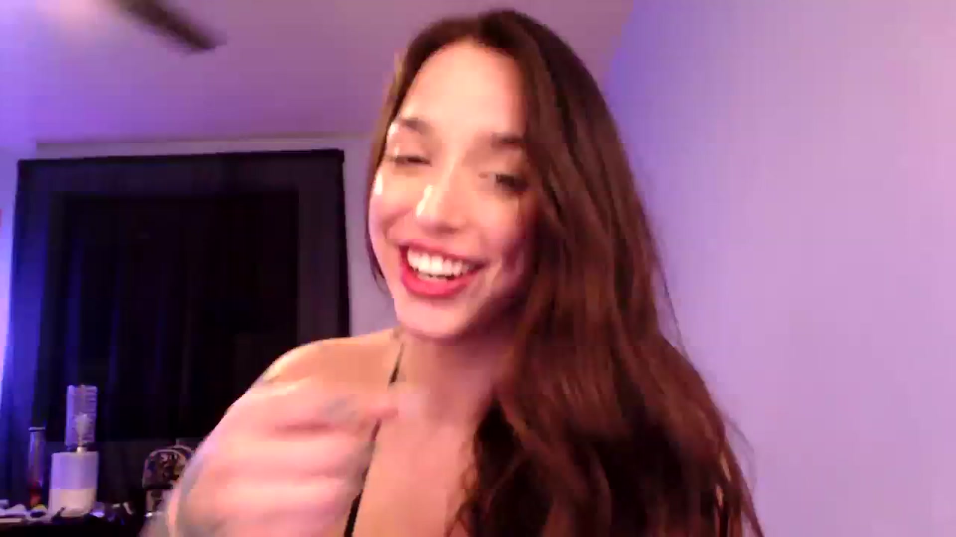Gallery image thumbnail from AryaBella's myfreecams stream on, 12/27/2023, 03:17 image 13 of 20