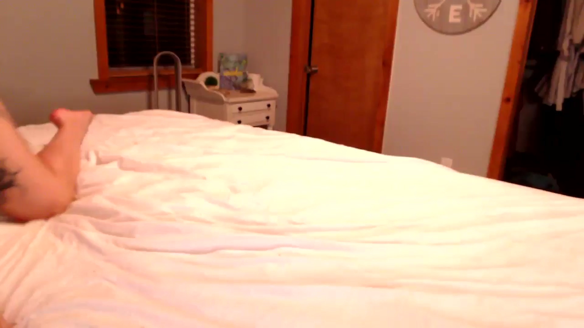 Gallery image thumbnail from AryaBella's myfreecams stream on, 04/19/2024, 05:01 image 6 of 20