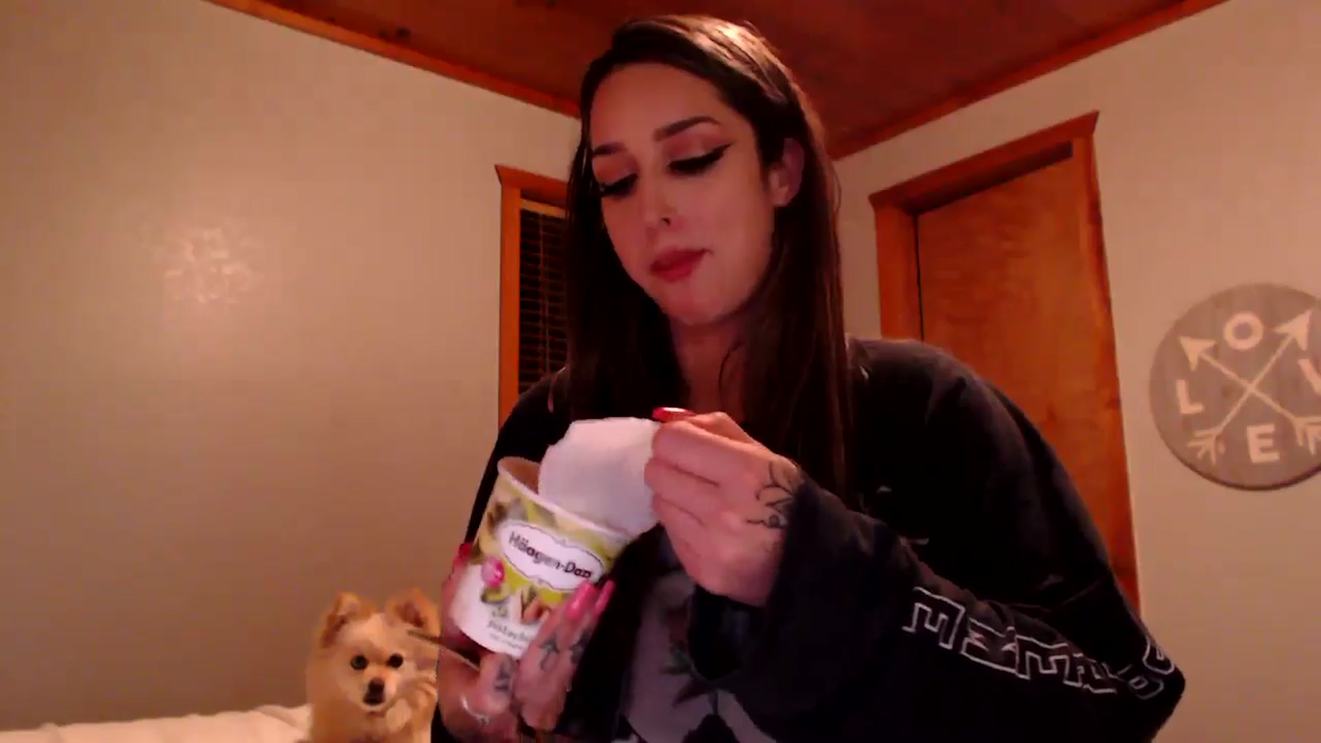 Gallery image thumbnail from AryaBella's myfreecams stream on, 04/21/2024, 06:16 image 19 of 20