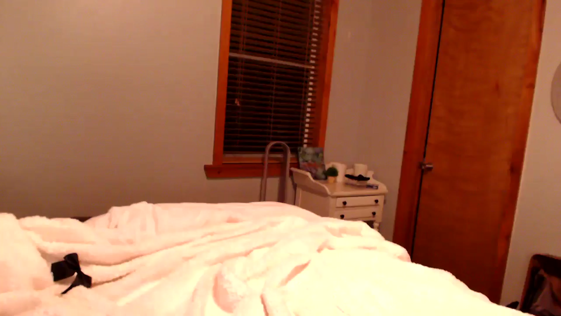 Gallery image thumbnail from AryaBella's myfreecams stream on, 05/03/2024, 06:30 image 5 of 20