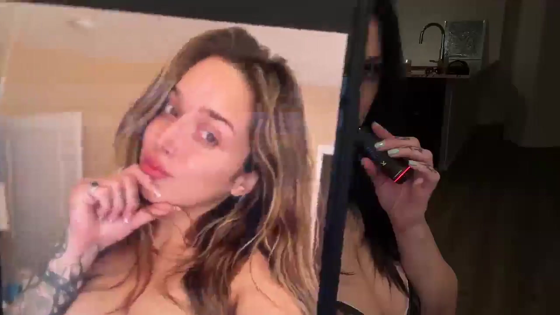 Gallery image thumbnail from AryaBella's myfreecams stream on, 12/03/2024, 02:26 image 10 of 20