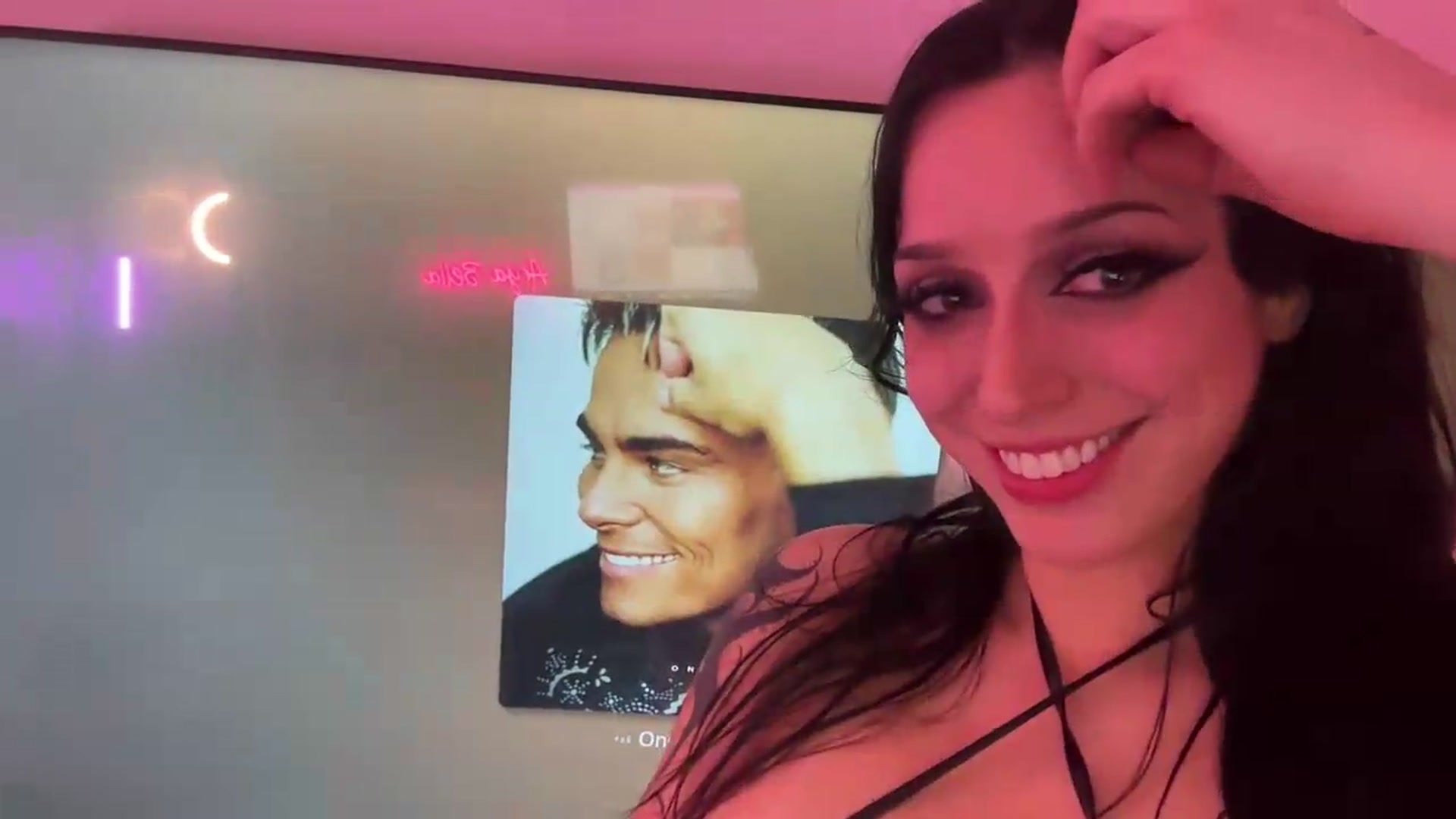 Gallery image thumbnail from AryaBella's myfreecams stream on, 05/15/2026, 10:23 image 12 of 20