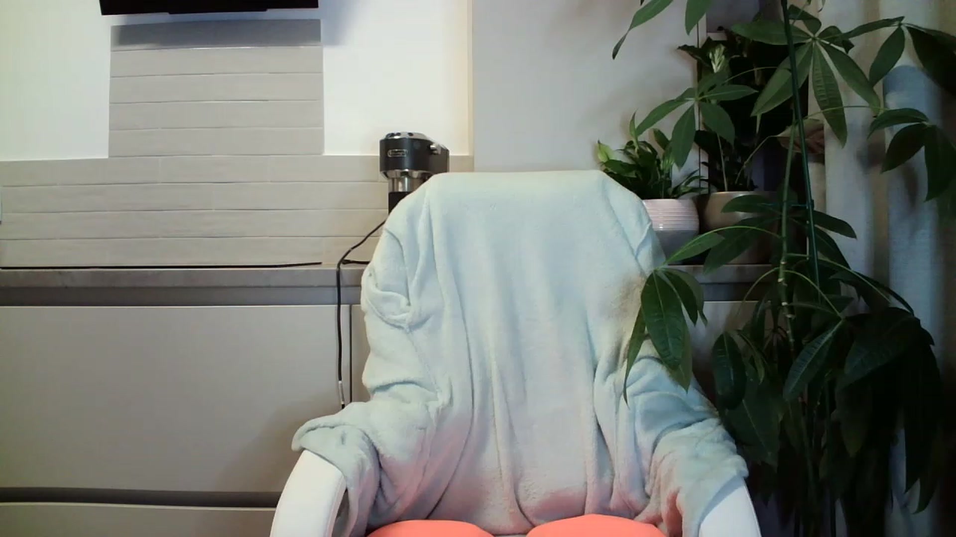 Gallery image thumbnail from AryaS's myfreecams stream on, 11/19/2022, 18:25 image 14 of 20