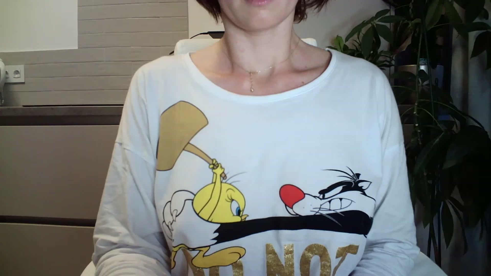 Gallery image thumbnail from AryaS's myfreecams stream on, 12/06/2022, 14:51 image 7 of 20