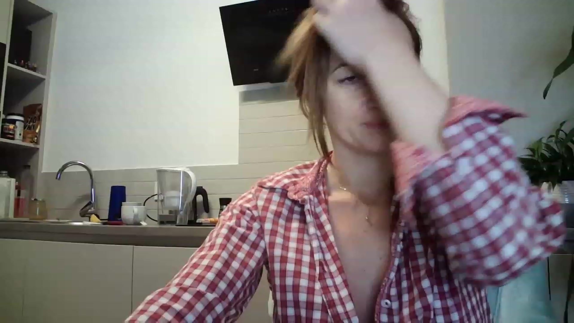 Gallery image thumbnail from AryaS's myfreecams stream on, 12/11/2022, 20:20 image 1 of 20