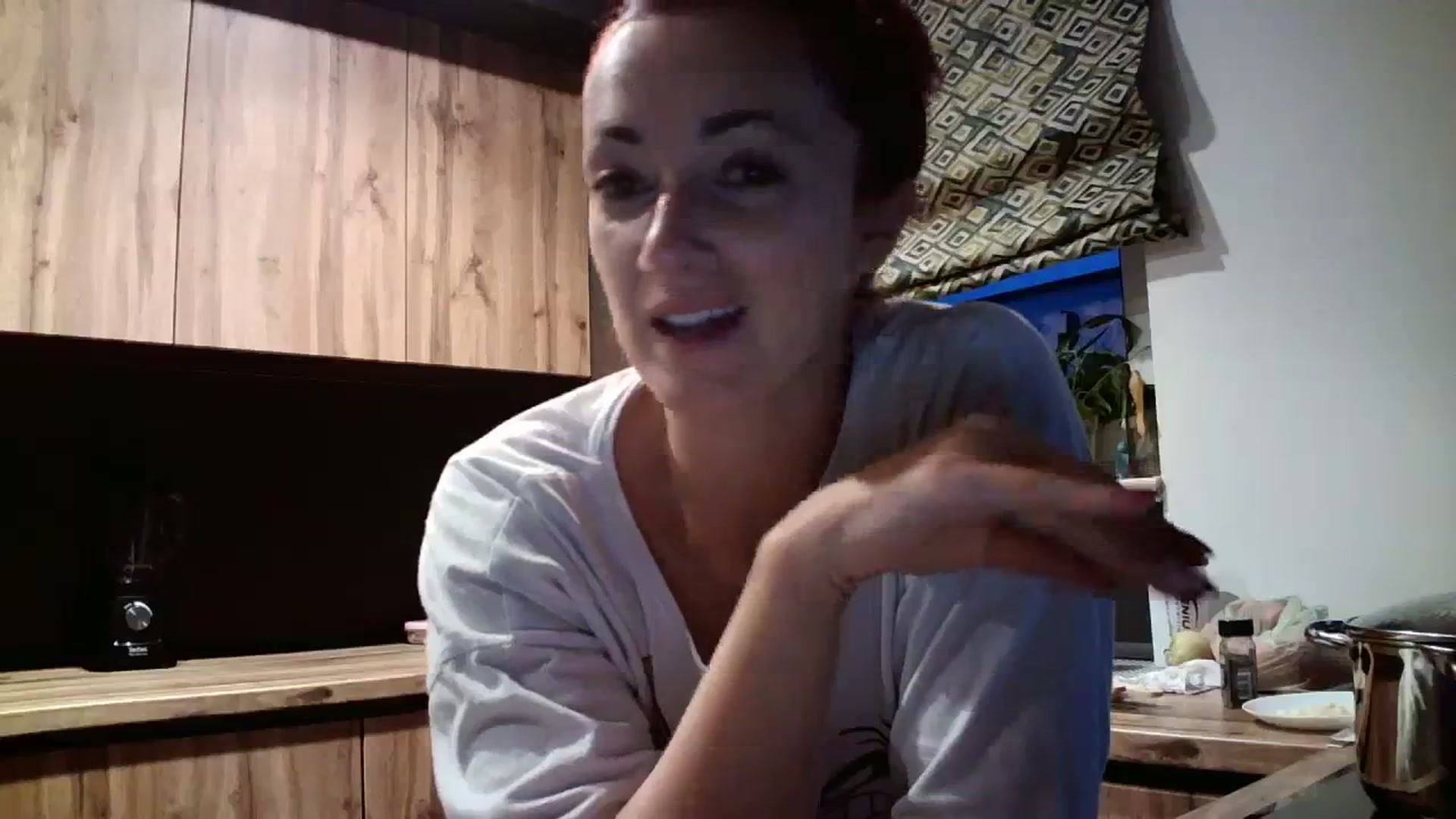 Gallery image thumbnail from AryaS's myfreecams stream on, 10/07/2023, 17:03 image 8 of 20