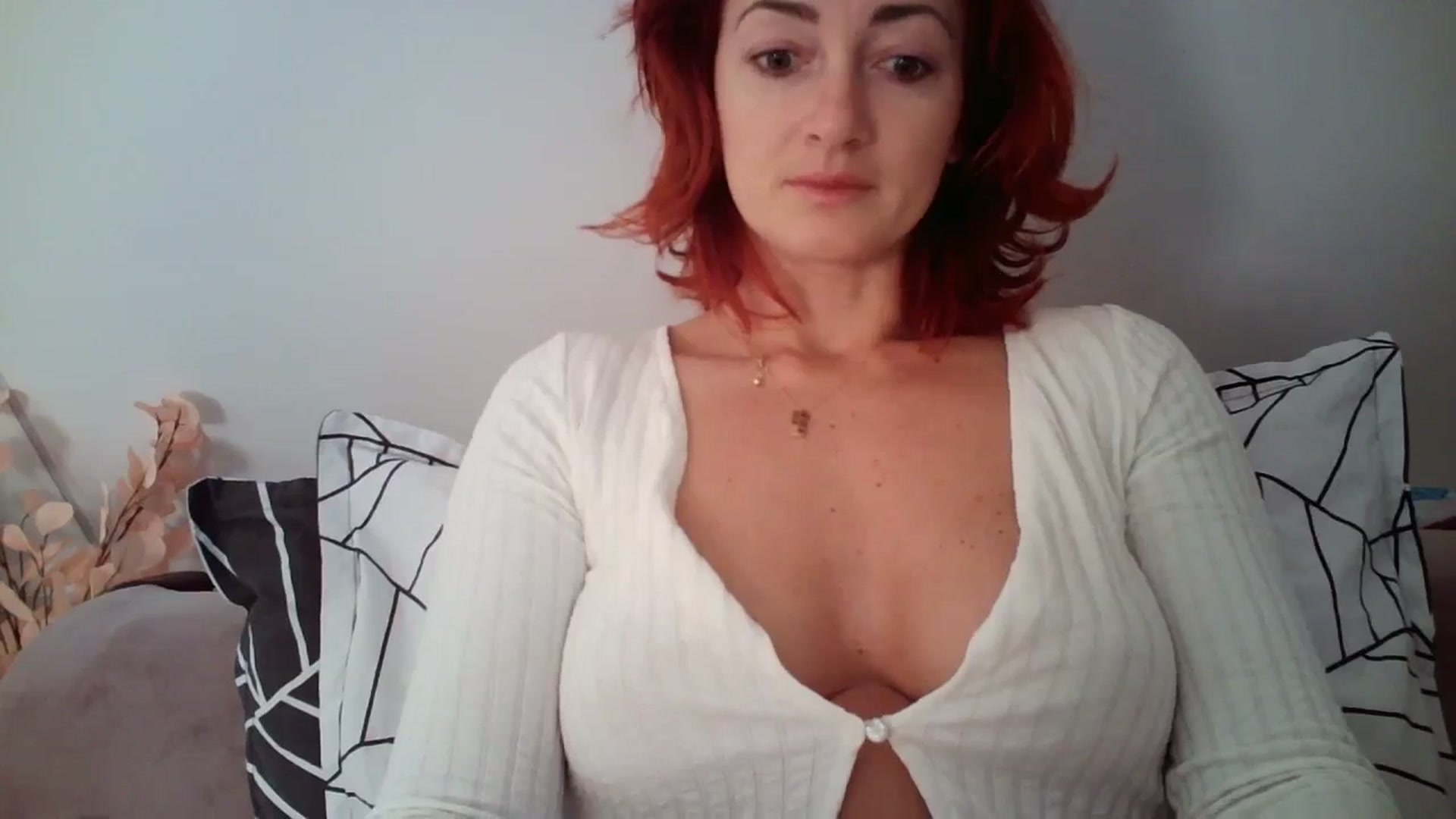 Gallery image thumbnail from AryaS's myfreecams stream on, 11/01/2023, 07:09 image 12 of 20