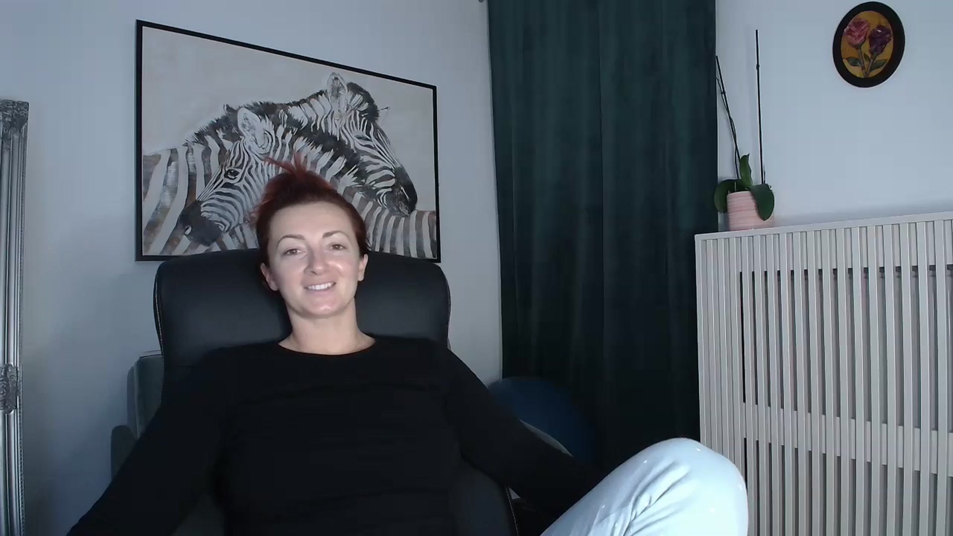 Gallery image thumbnail from AryaS's myfreecams stream on, 11/20/2023, 19:03 image 12 of 20