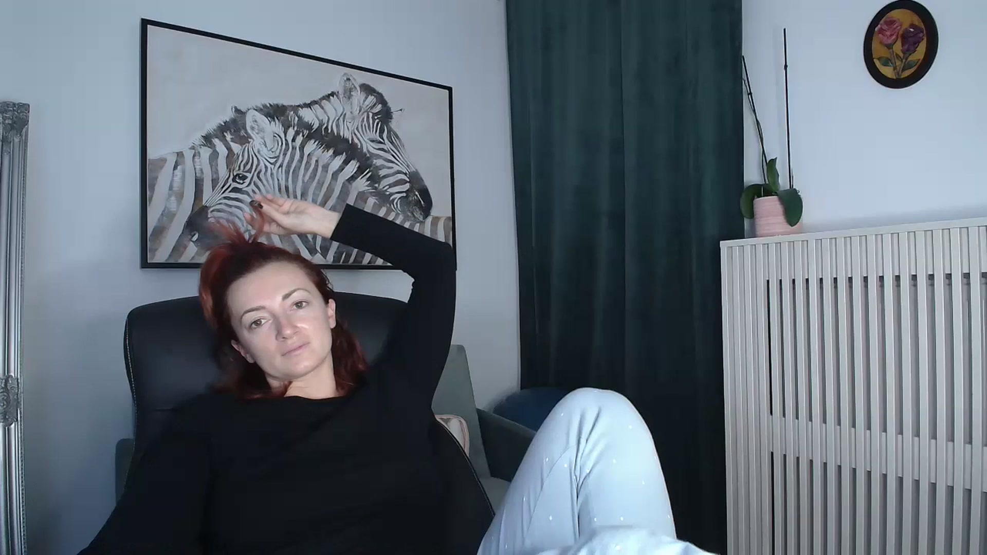 Gallery image thumbnail from AryaS's myfreecams stream on, 11/20/2023, 19:03 image 5 of 20