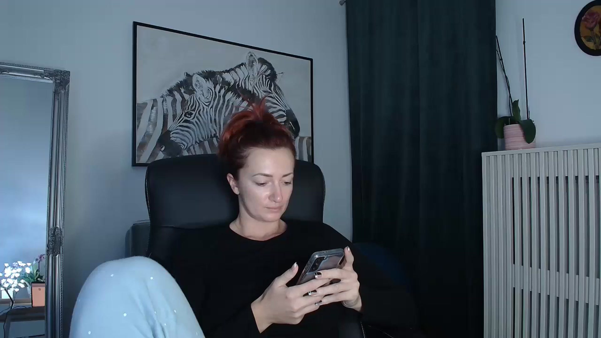 Gallery image thumbnail from AryaS's myfreecams stream on, 11/20/2023, 20:59 image 6 of 20