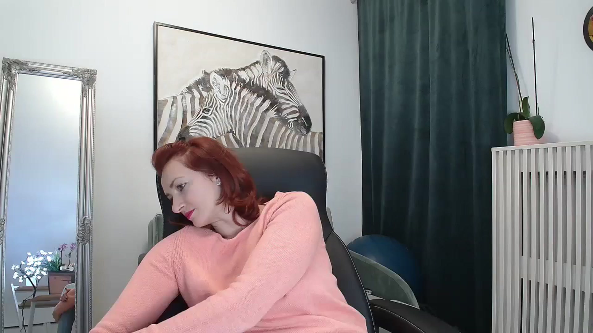 Gallery image thumbnail from AryaS's myfreecams stream on, 11/22/2023, 20:38 image 13 of 20