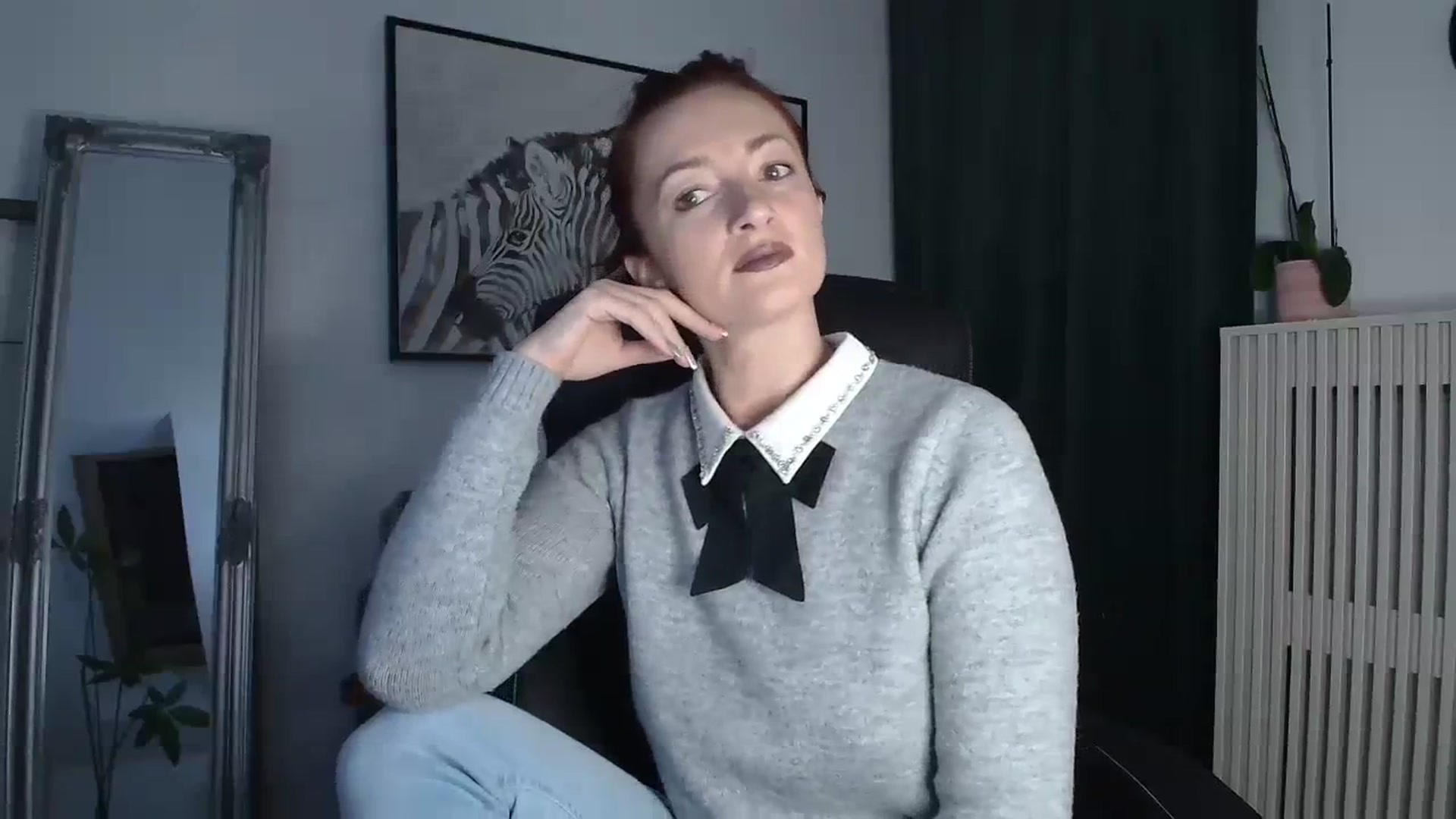 Gallery image thumbnail from AryaS's myfreecams stream on, 12/07/2023, 18:19 image 19 of 20
