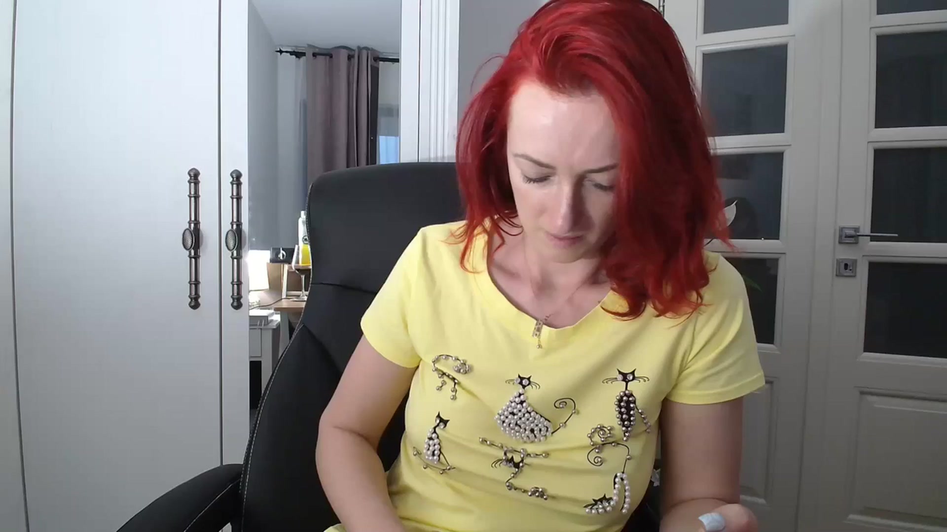 Gallery image thumbnail from AryaS's myfreecams stream on, 03/31/2024, 18:35 image 2 of 20