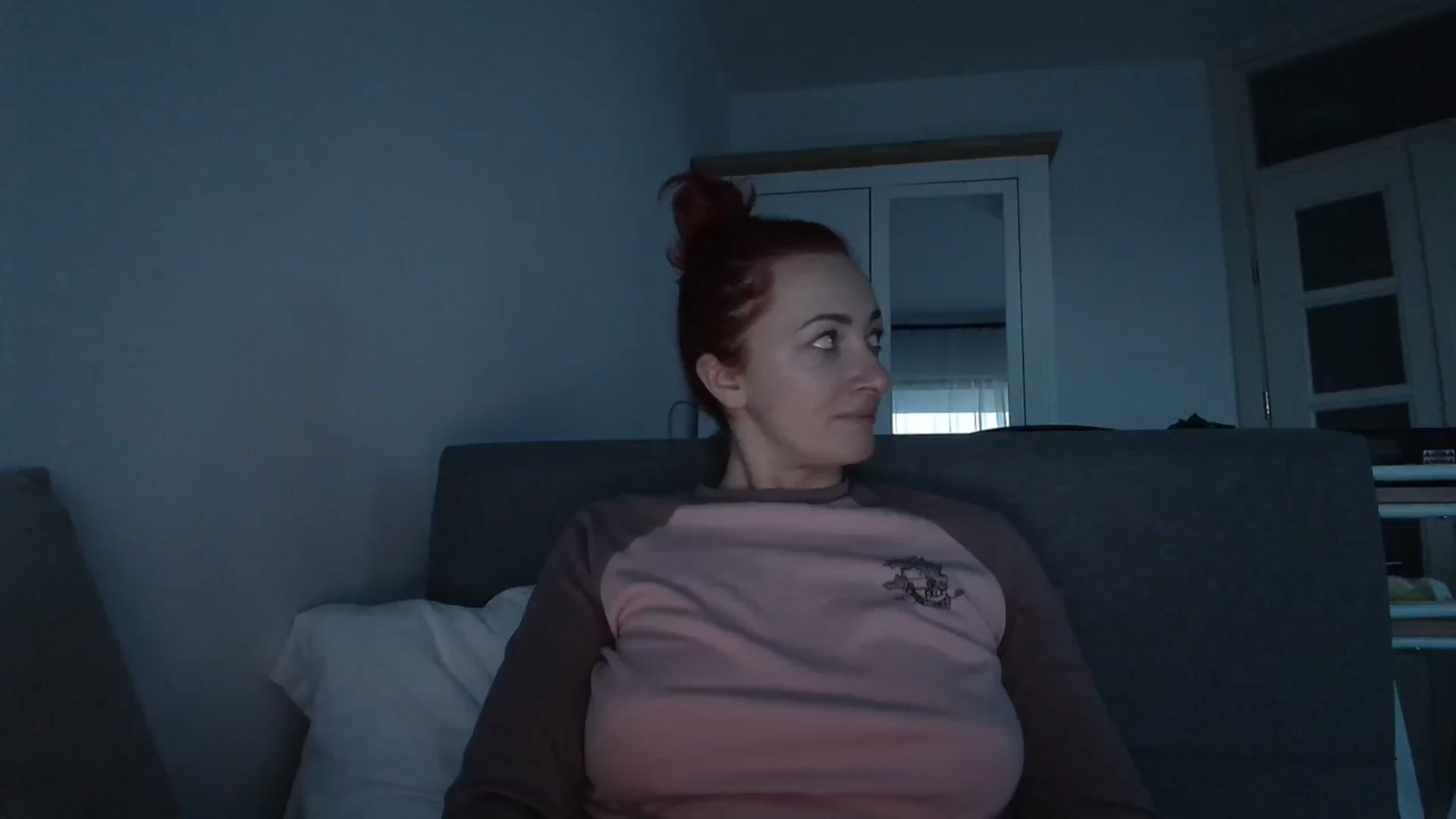 Gallery image thumbnail from AryaS's myfreecams stream on, 04/04/2024, 17:02 image 18 of 20