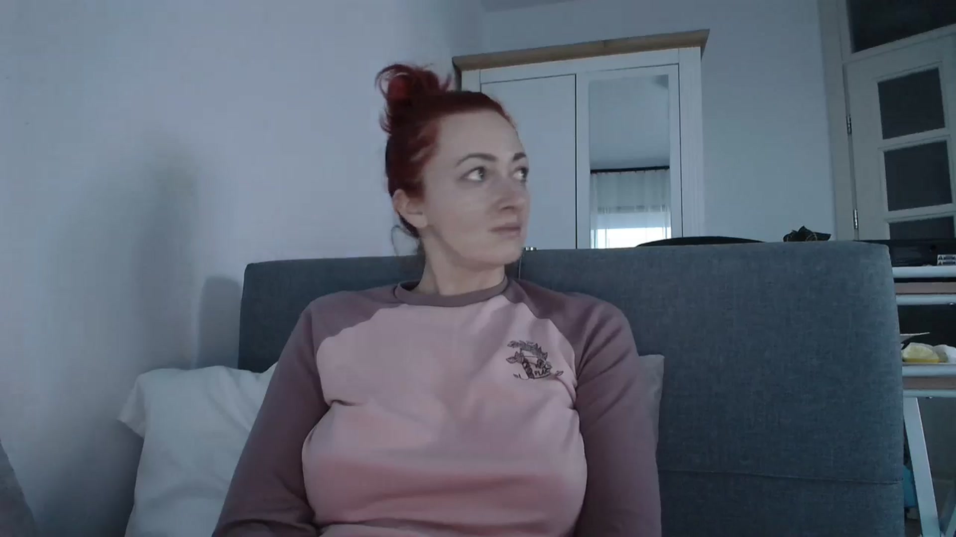 Gallery image thumbnail from AryaS's myfreecams stream on, 04/04/2024, 17:02 image 13 of 20