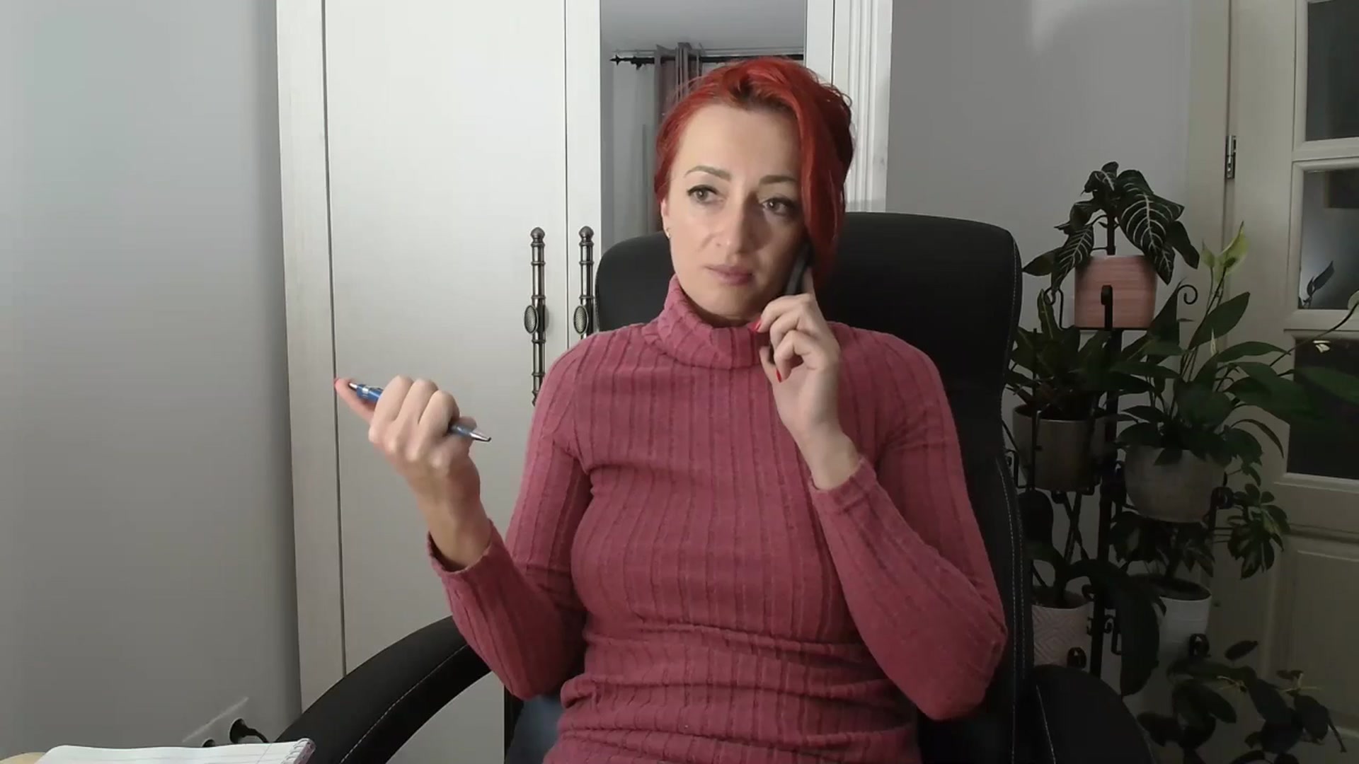 Gallery image thumbnail from AryaS's myfreecams stream on, 04/22/2024, 19:47 image 18 of 20