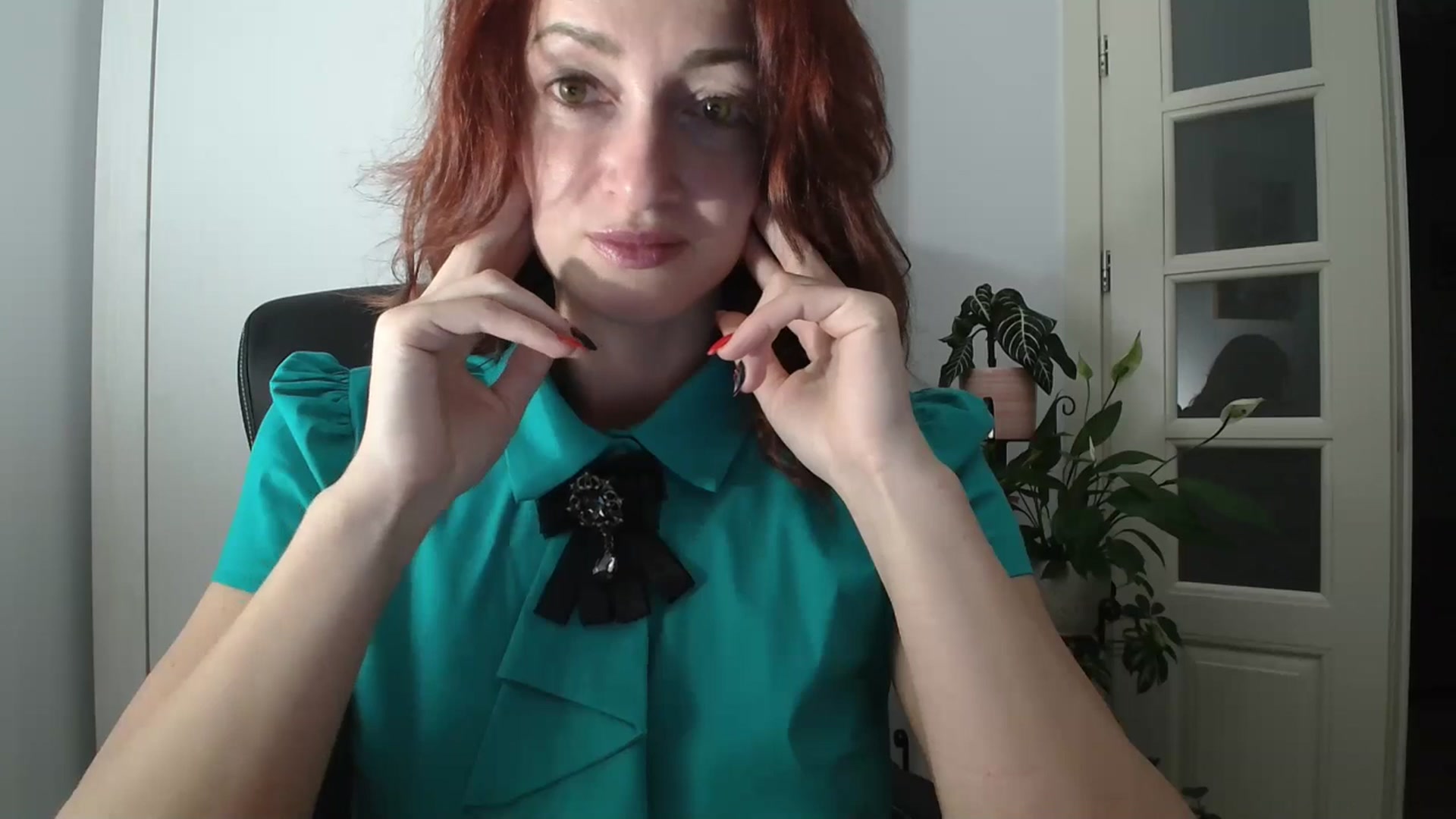 Gallery image thumbnail from AryaS's myfreecams stream on, 04/26/2024, 19:52 image 5 of 20