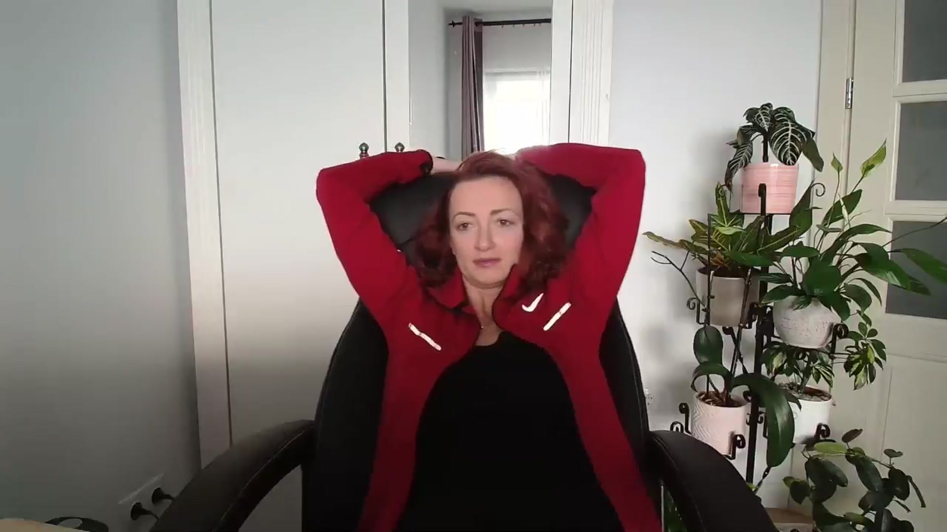 Gallery image thumbnail from AryaS's myfreecams stream on, 05/05/2024, 17:18 image 4 of 20