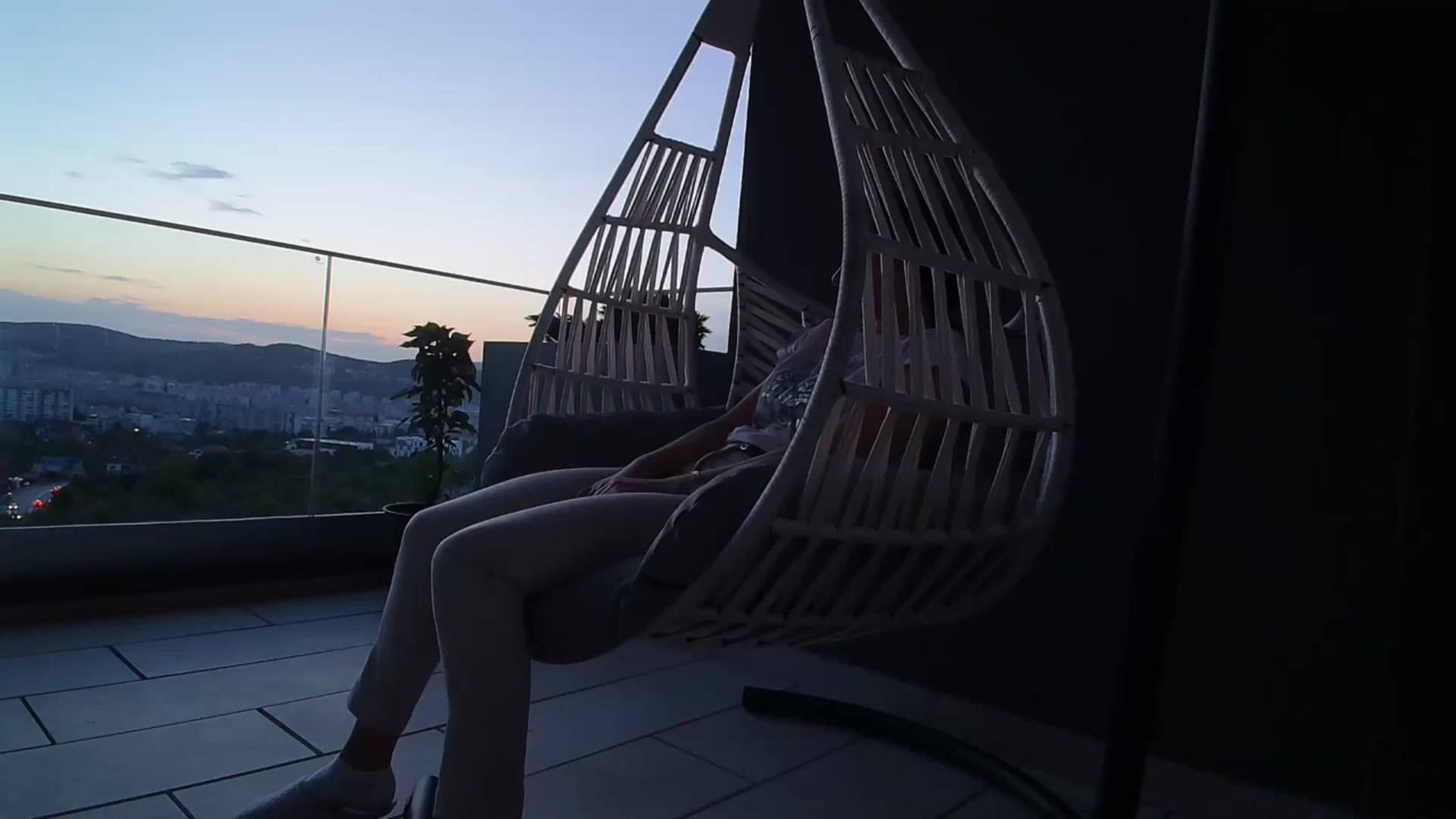 Gallery image thumbnail from AryaS's myfreecams stream on, 05/21/2024, 19:08 image 11 of 20