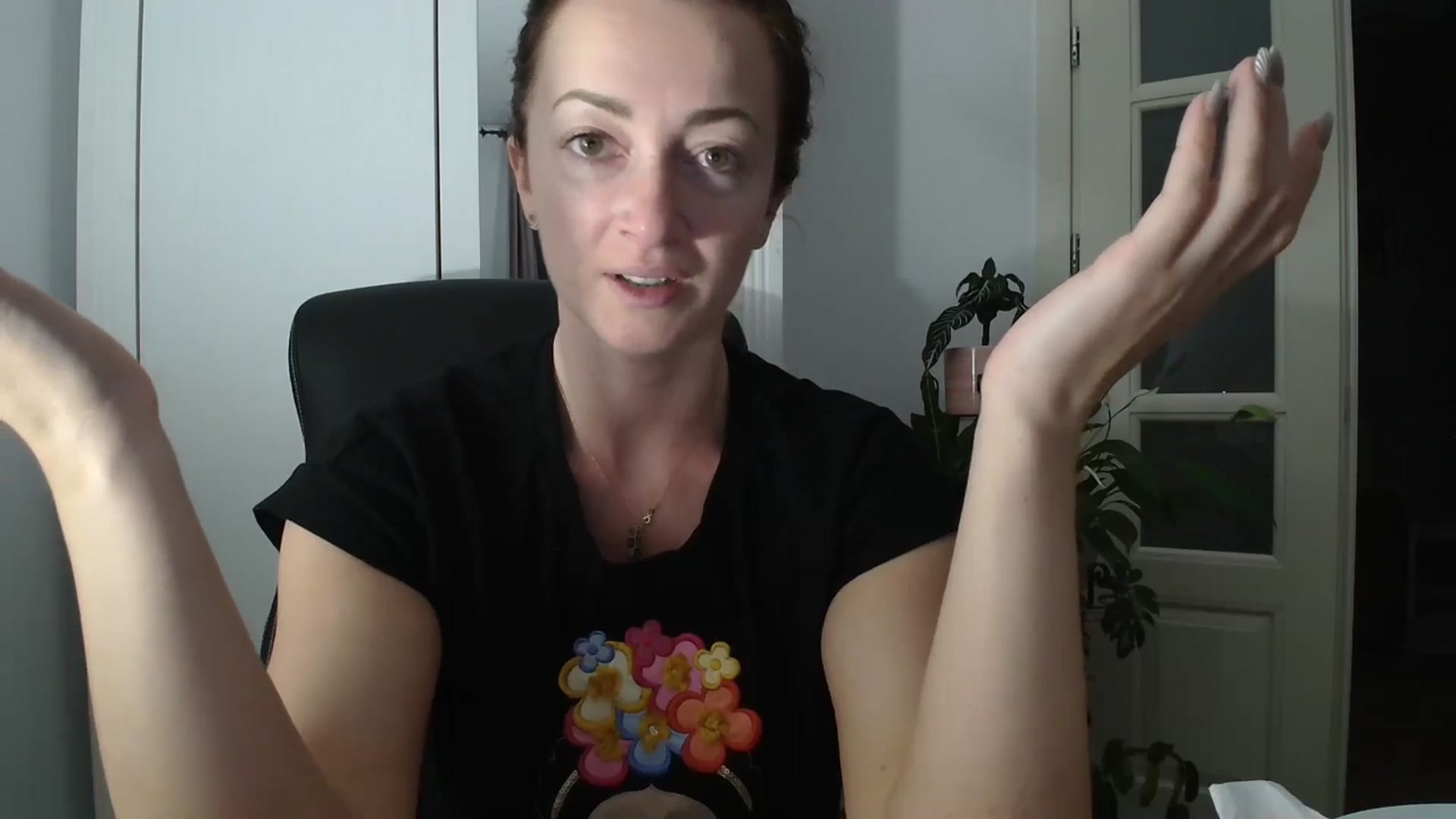 Gallery image thumbnail from AryaS's myfreecams stream on, 05/24/2024, 20:13 image 5 of 20