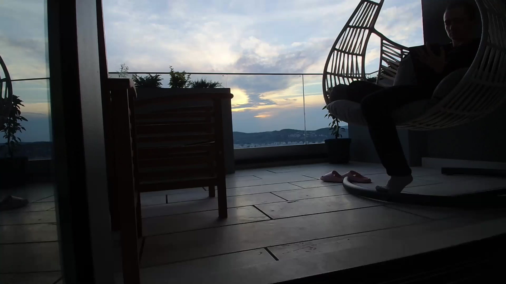 Gallery image thumbnail from AryaS's myfreecams stream on, 05/25/2024, 19:06 image 4 of 20