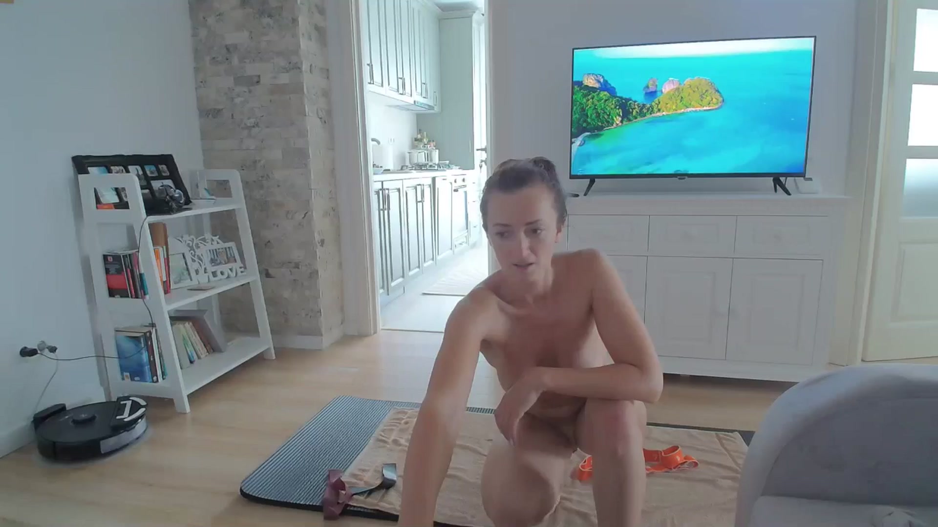 Gallery image thumbnail from AryaS's myfreecams stream on, 06/30/2024, 13:33 image 13 of 20