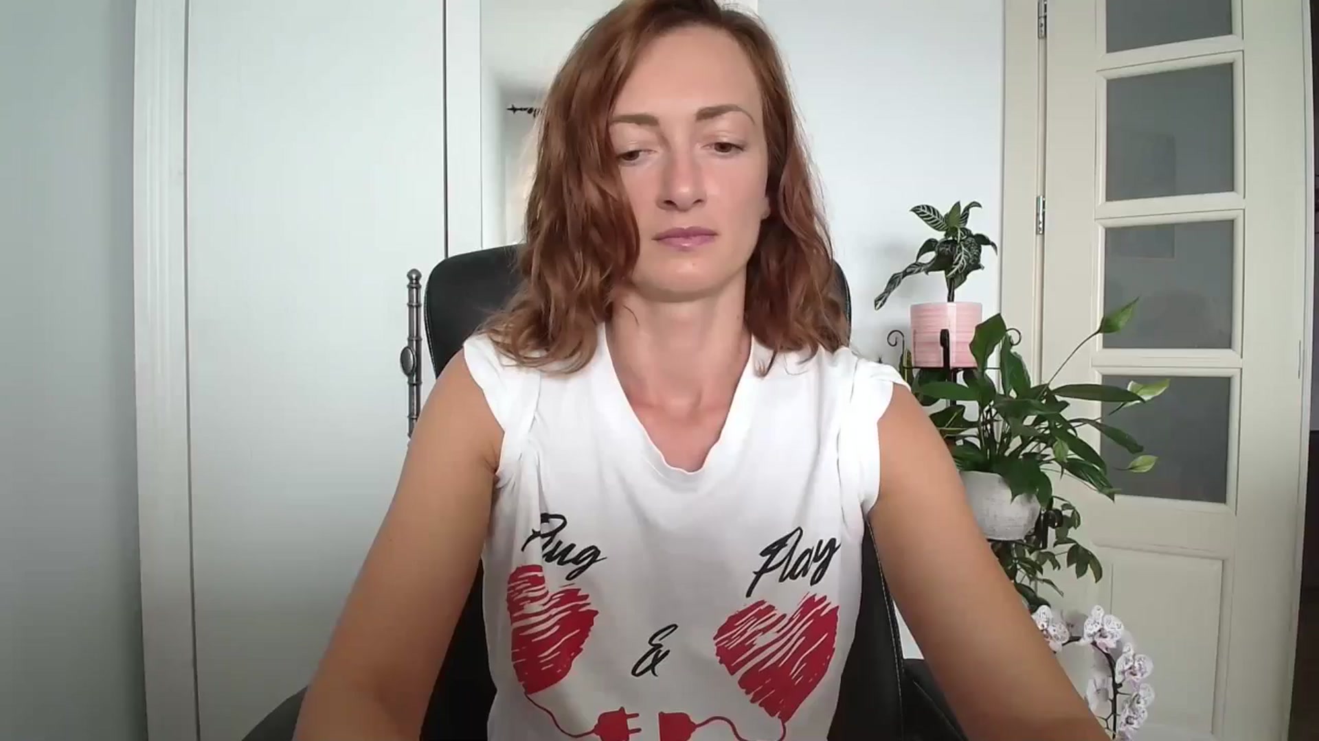 Gallery image thumbnail from AryaS's myfreecams stream on, 07/21/2024, 12:24 image 1 of 20