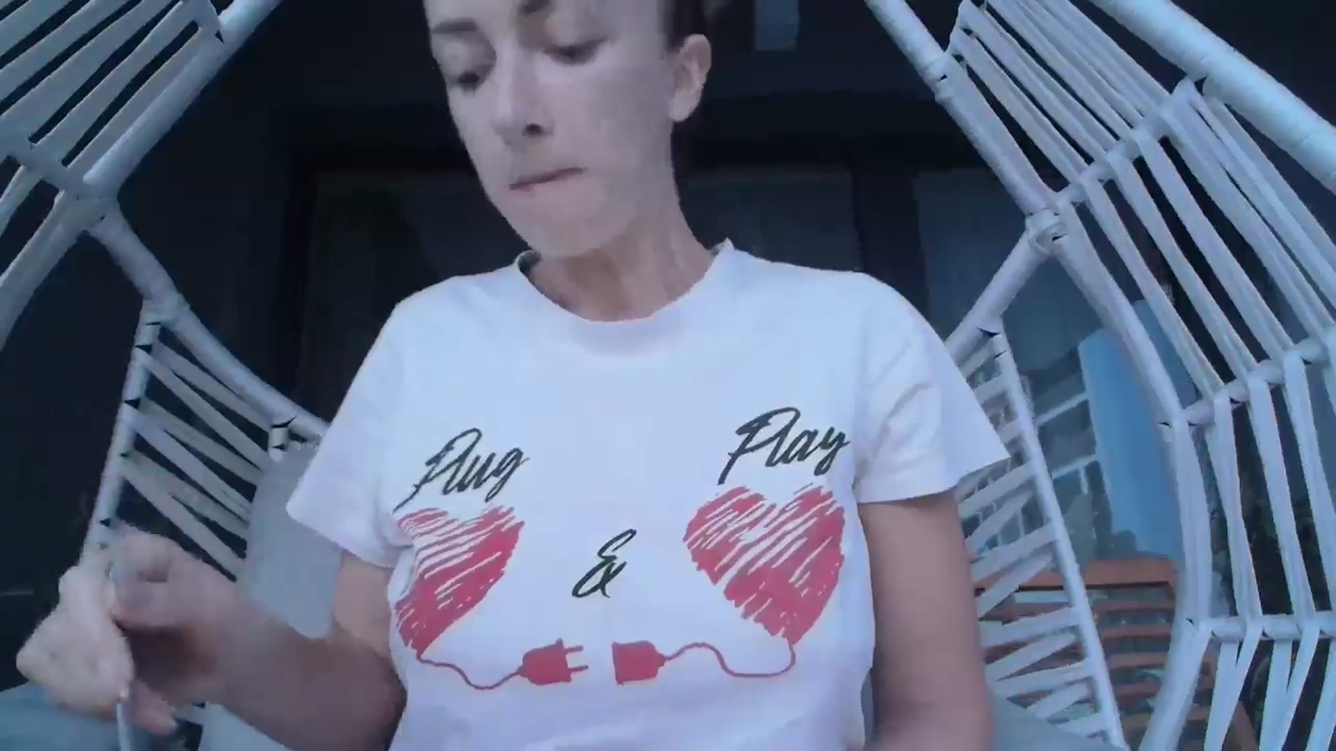 Gallery image thumbnail from AryaS's myfreecams stream on, 08/21/2024, 18:04 image 6 of 20