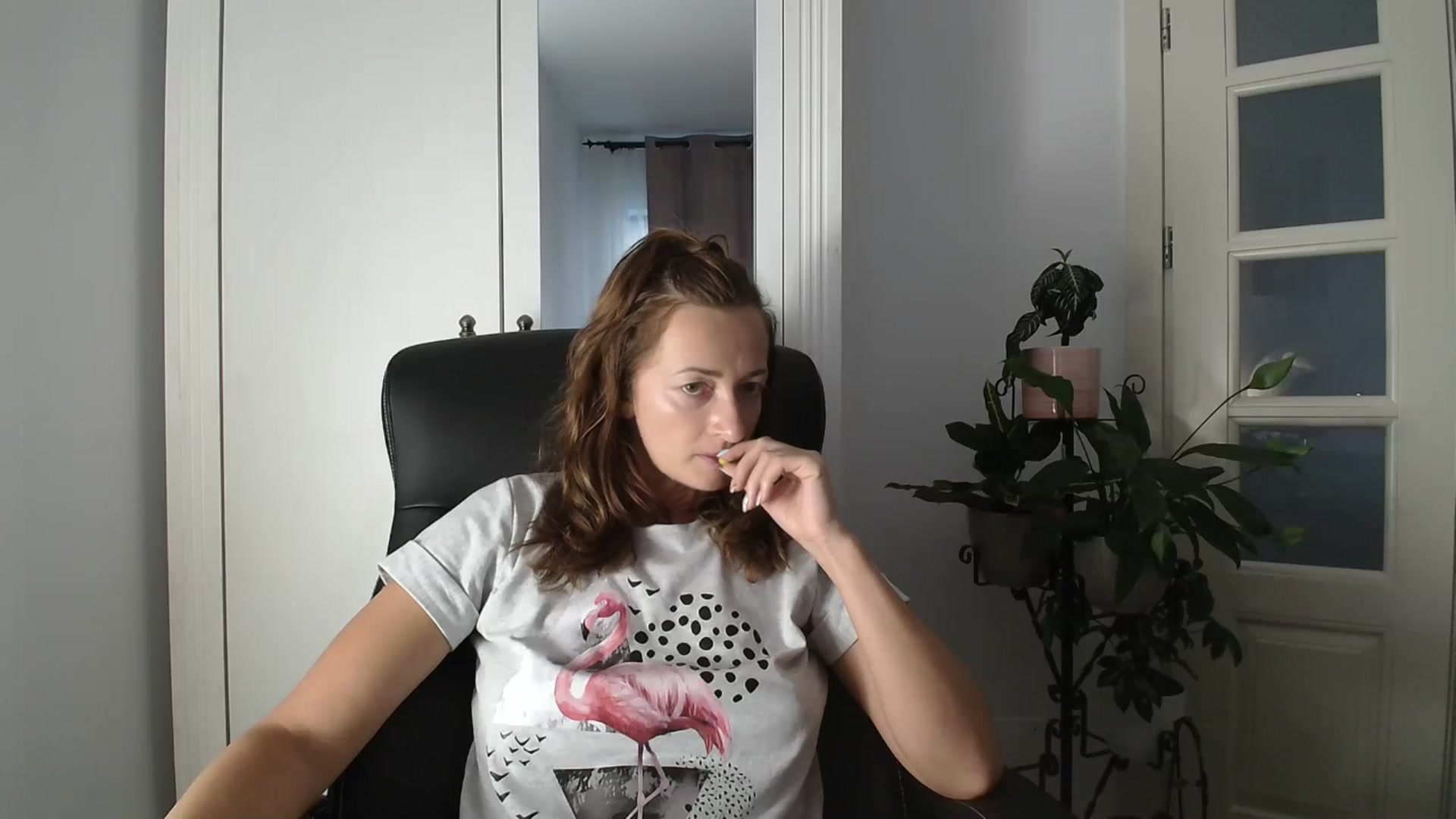 Gallery image thumbnail from AryaS's myfreecams stream on, 09/06/2024, 16:55 image 15 of 20
