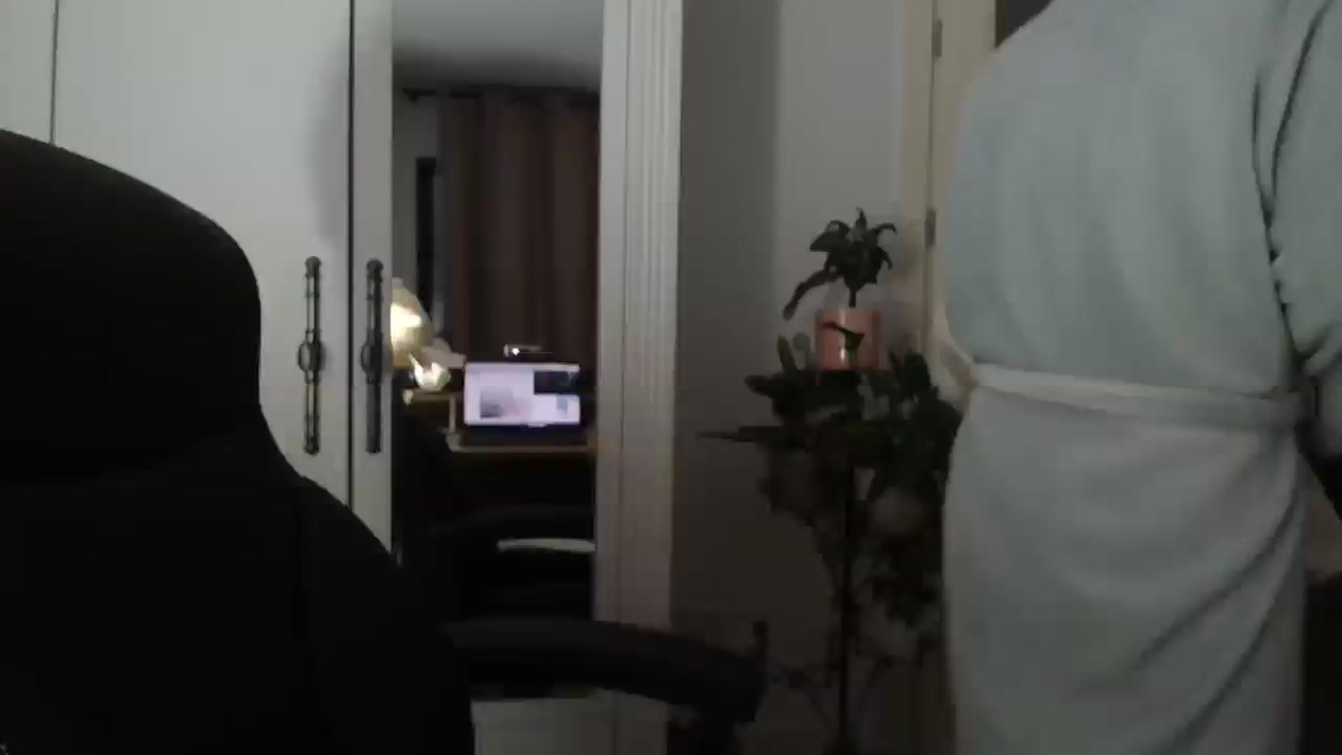 Gallery image thumbnail from AryaS's myfreecams stream on, 11/01/2024, 18:06 image 16 of 20