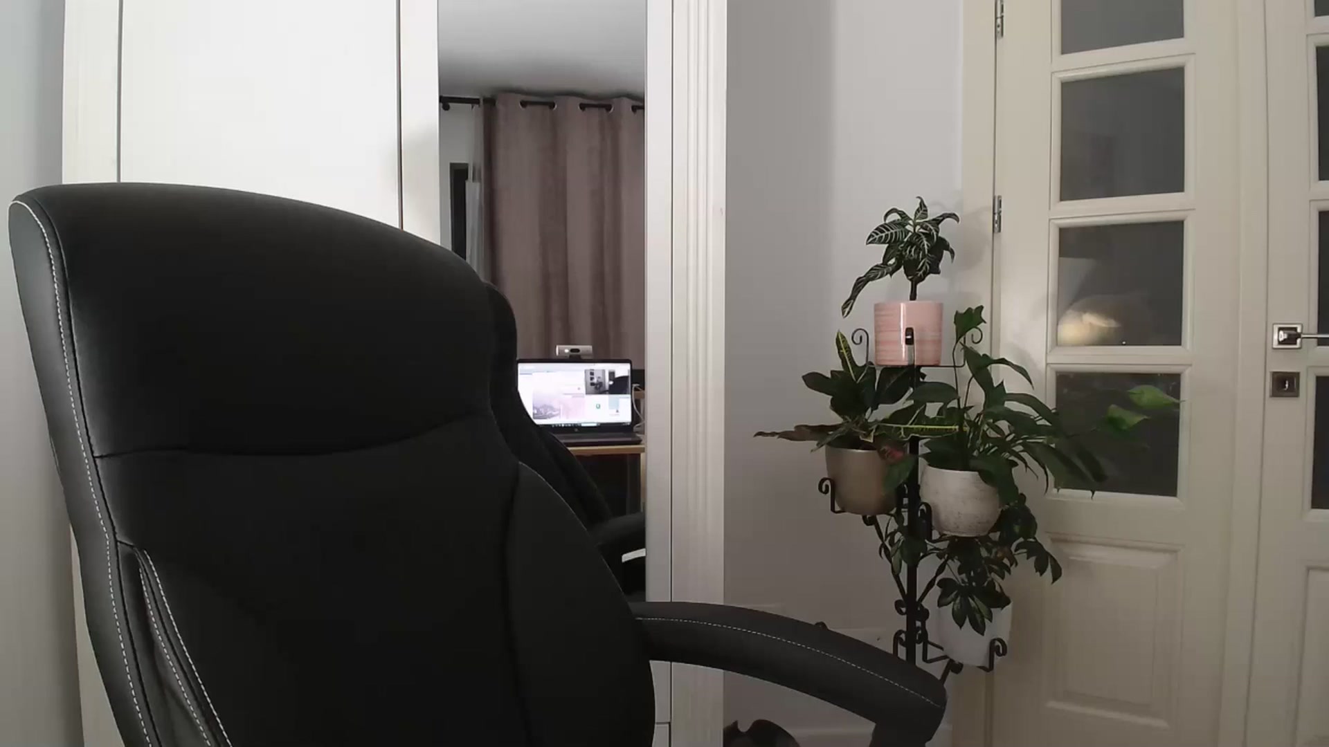 Gallery image thumbnail from AryaS's myfreecams stream on, 11/02/2024, 17:10 image 18 of 20