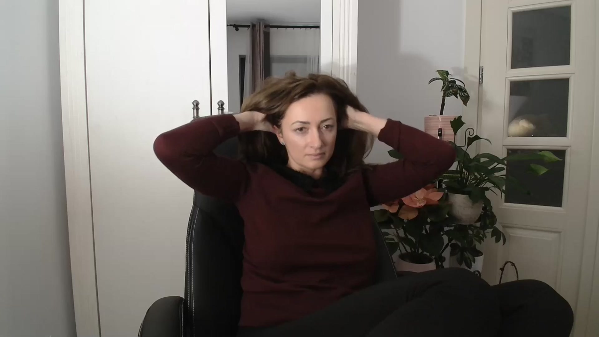 Gallery image thumbnail from AryaS's myfreecams stream on, 12/12/2024, 18:35 image 2 of 20