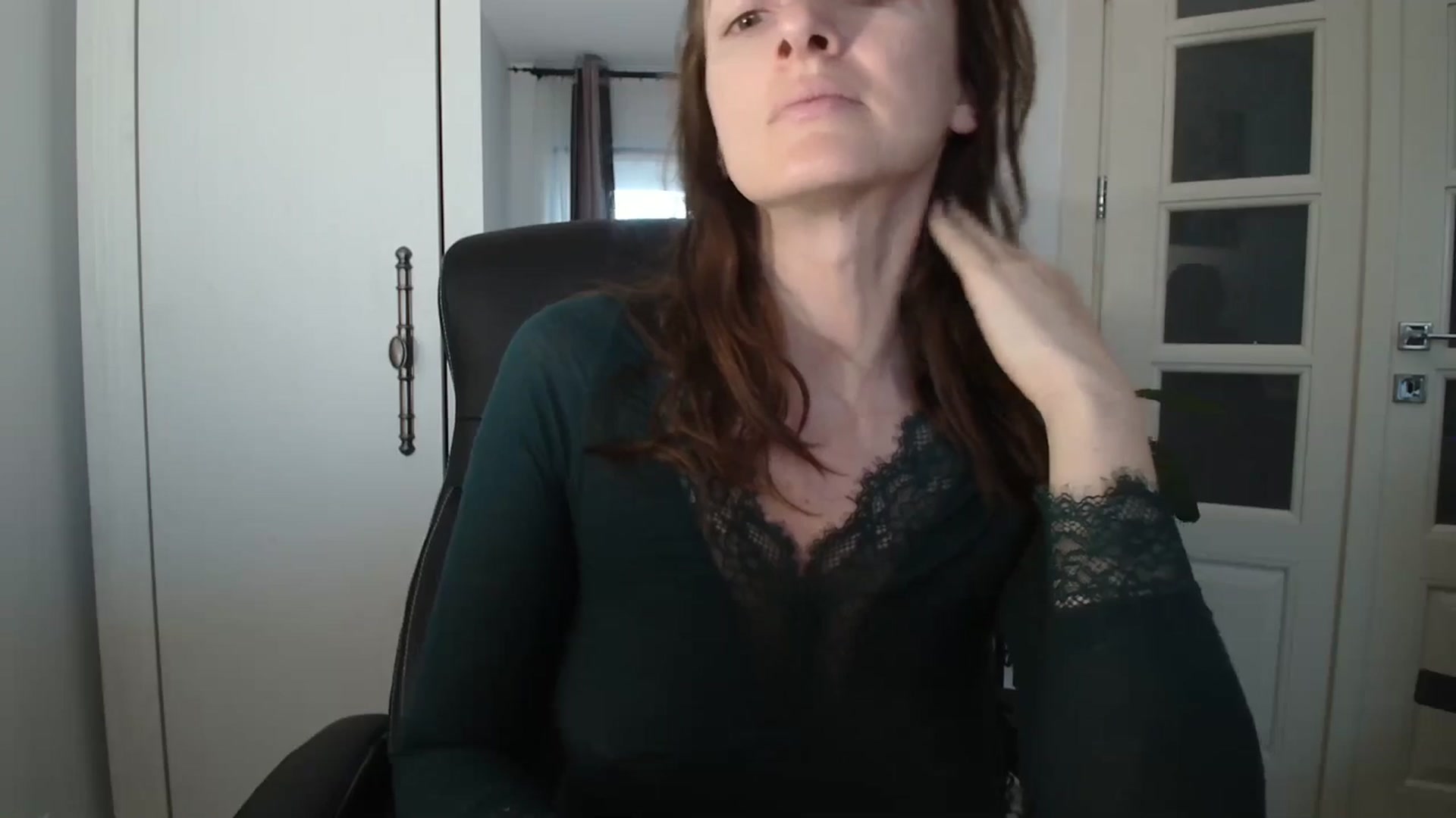 Gallery image thumbnail from AryaS's myfreecams stream on, 04/10/2025, 19:14 image 3 of 20