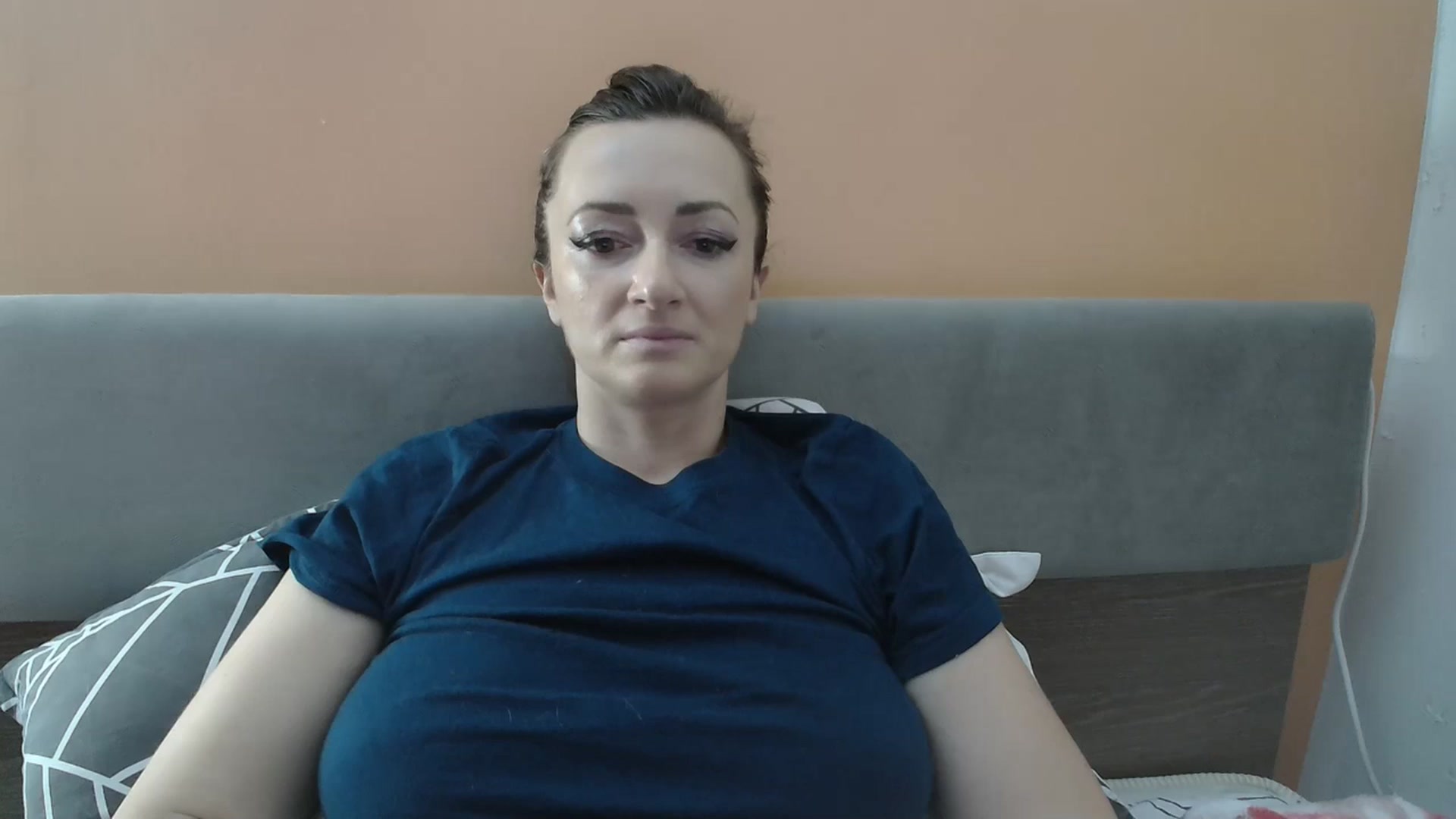 Gallery image thumbnail from AryaS's myfreecams stream on, 12/22/2025, 19:49 image 14 of 20