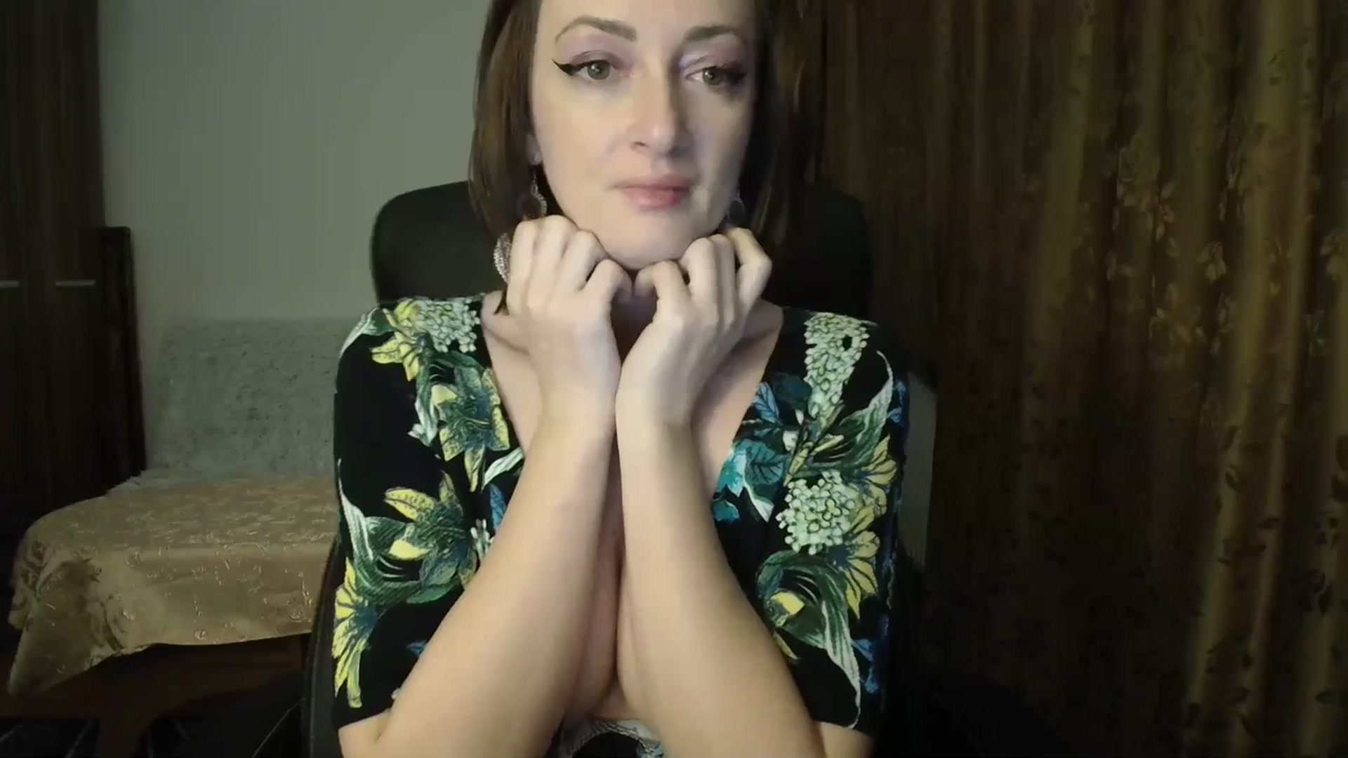 Gallery image thumbnail from AryaS's myfreecams stream on, 12/27/2025, 17:01 image 14 of 20