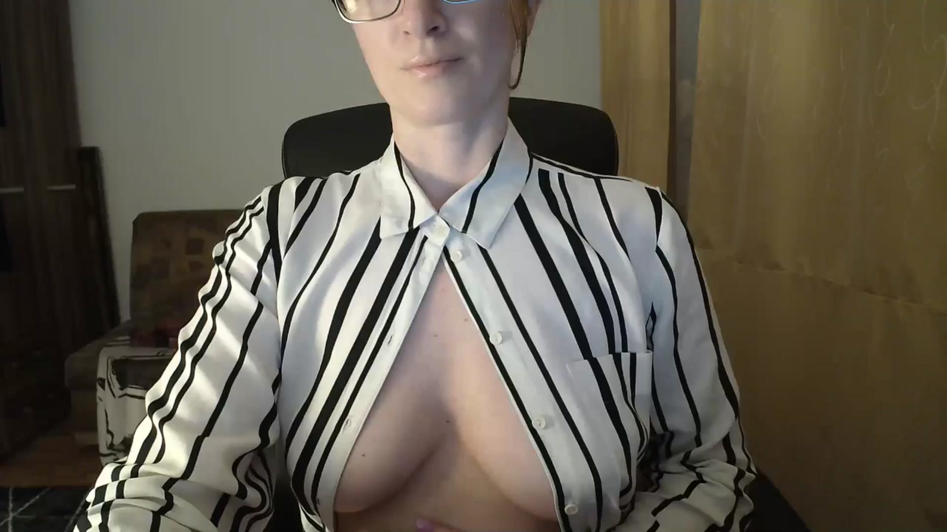 Gallery image thumbnail from AryaS's myfreecams stream on, 03/02/2026, 19:49 image 10 of 20