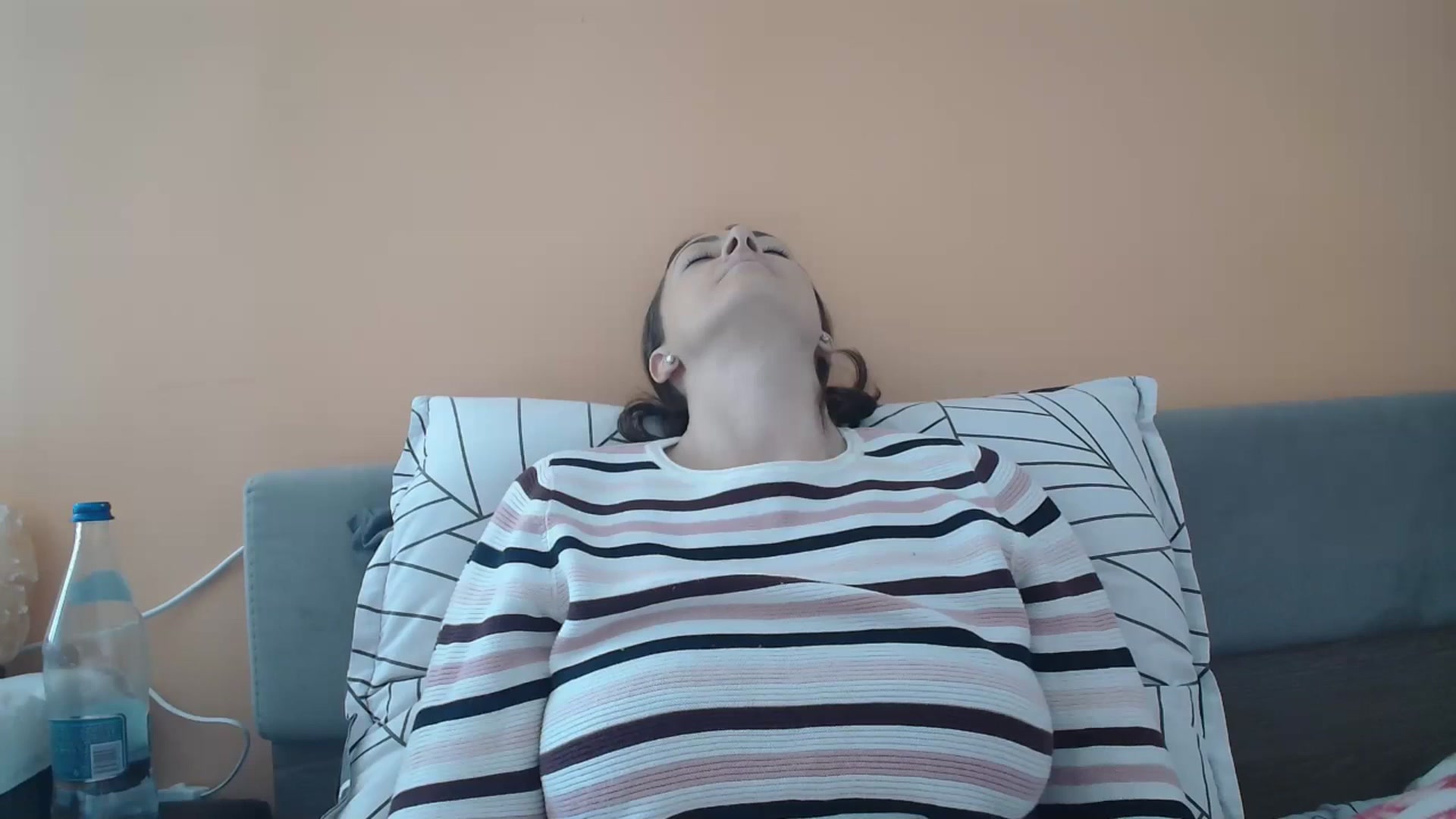 Gallery image thumbnail from AryaS's myfreecams stream on, 04/13/2026, 16:25 image 14 of 20
