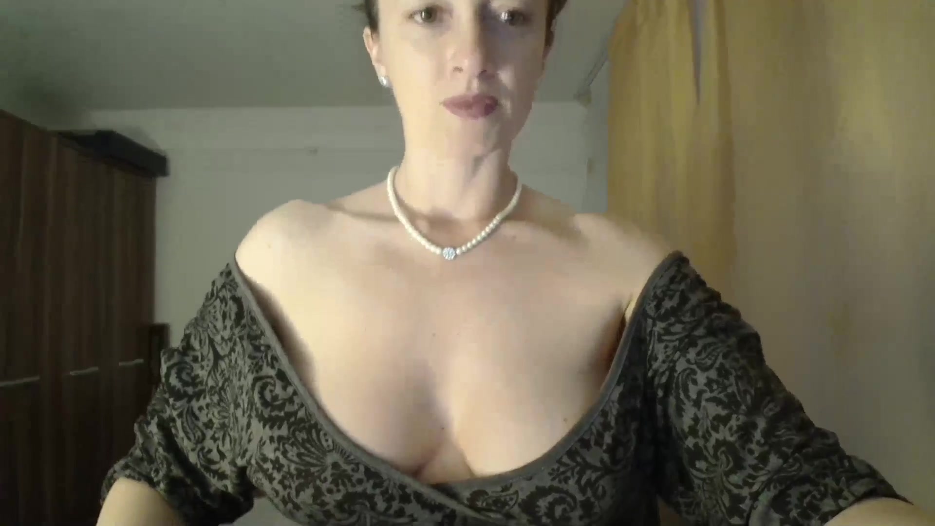 Gallery image thumbnail from AryaS's myfreecams stream on, 04/25/2026, 18:22 image 4 of 20