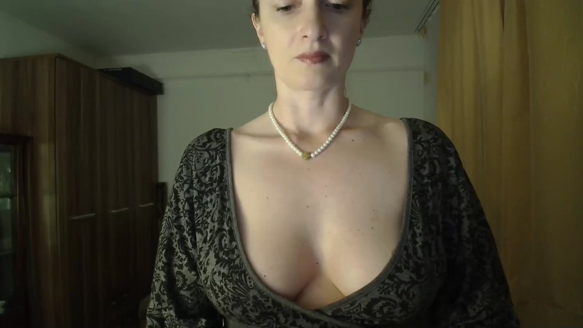 Gallery image thumbnail from AryaS's myfreecams stream on, 04/25/2026, 18:22 image 19 of 20