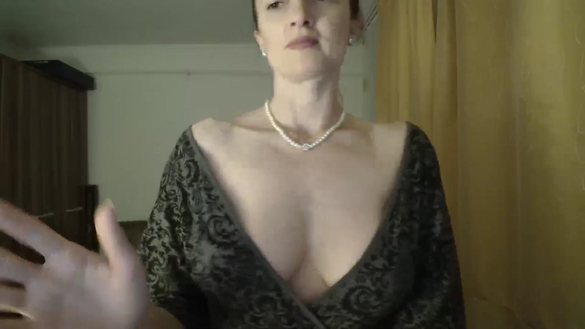 Gallery image thumbnail from AryaS's myfreecams stream on, 04/25/2026, 18:22 image 13 of 20