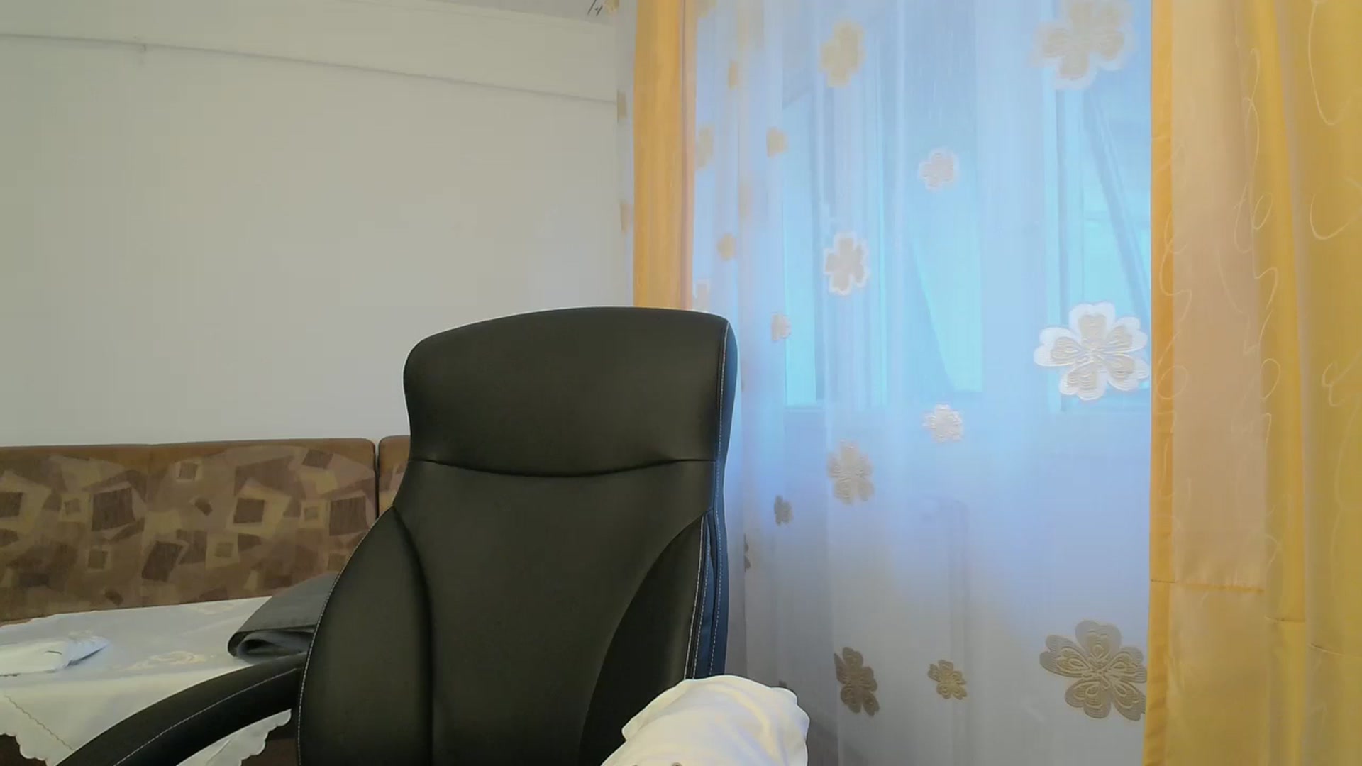 Gallery image thumbnail from AryaS's myfreecams stream on, 04/30/2026, 17:38 image 8 of 20