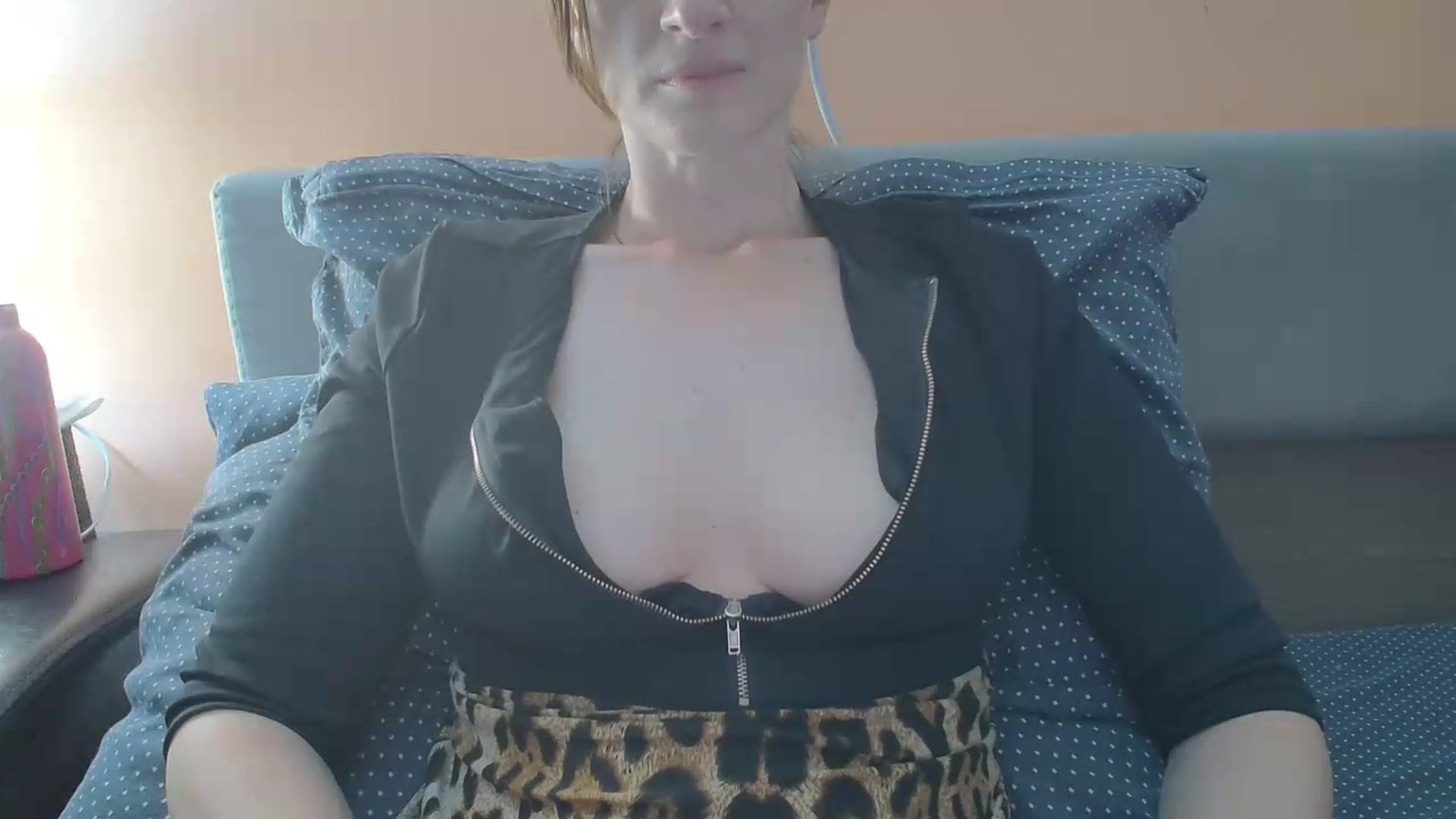 Gallery image thumbnail from AryaS's myfreecams stream on, 07/11/2026, 19:59 image 8 of 20