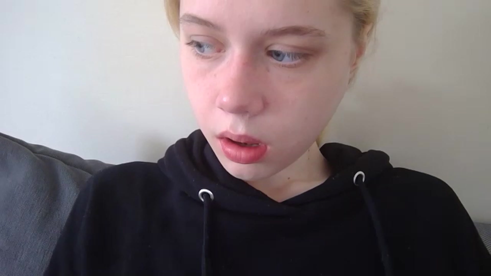 Gallery image thumbnail from AryaS_S's myfreecams stream on, 04/16/2023, 09:57 image 10 of 20